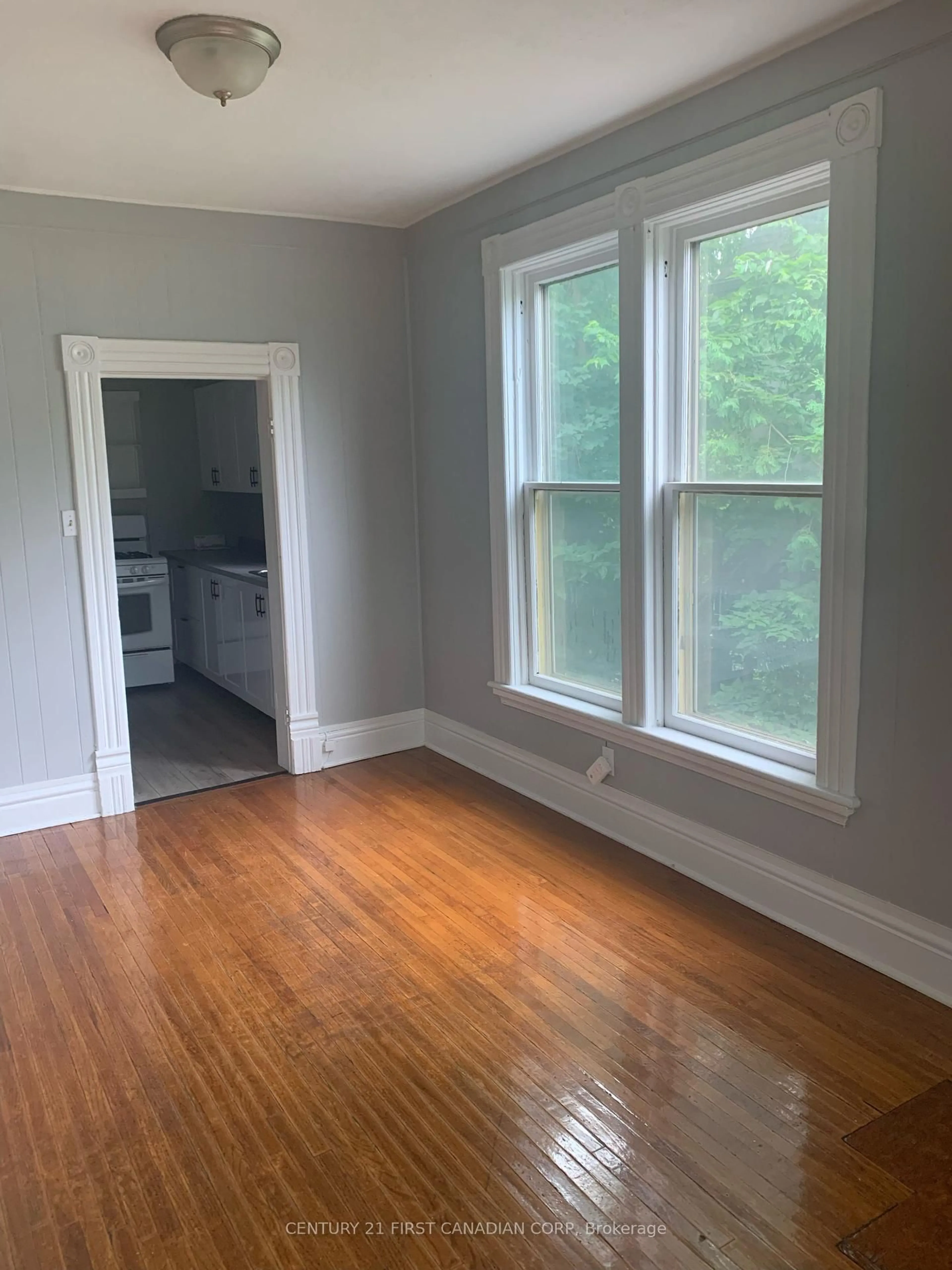 A pic of a room for 40 Springbank Dr, London South Ontario N6J 1E3