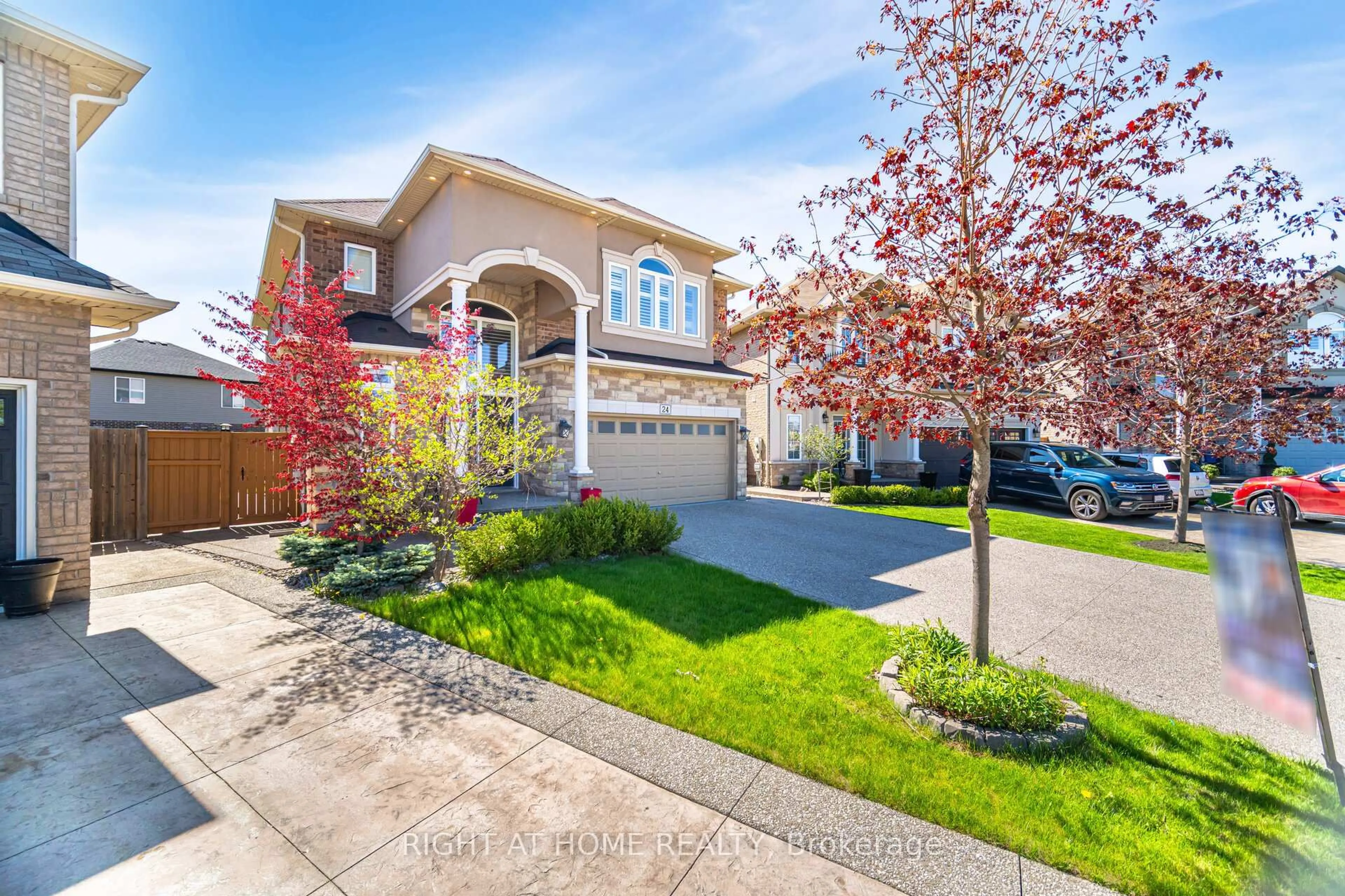 Home with brick exterior material, street for 24 Biggar Cres, Grimsby Ontario L3M 0E3