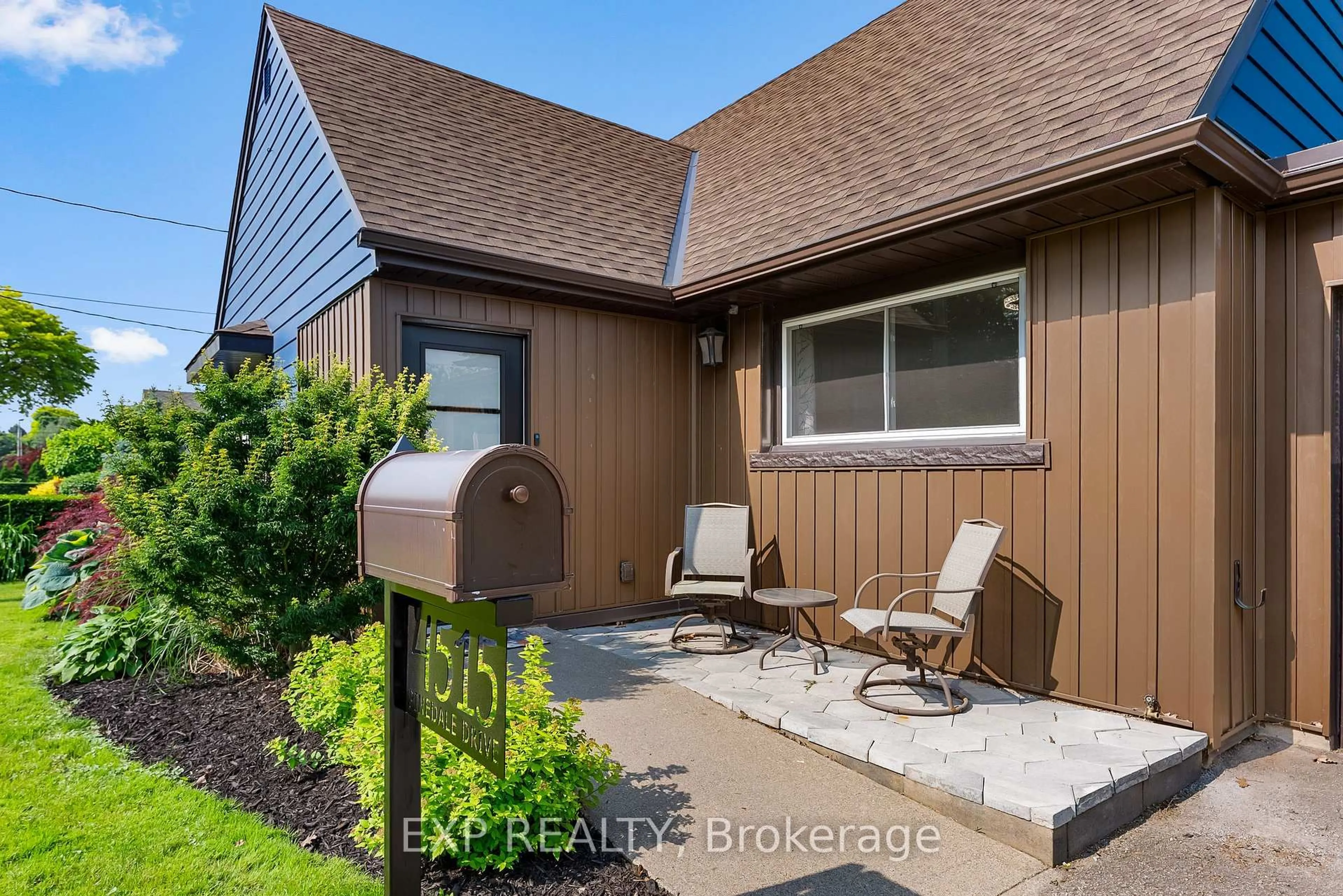 Unknown for 4515 Pinedale Dr, Niagara Falls Ontario L2E 6M6
