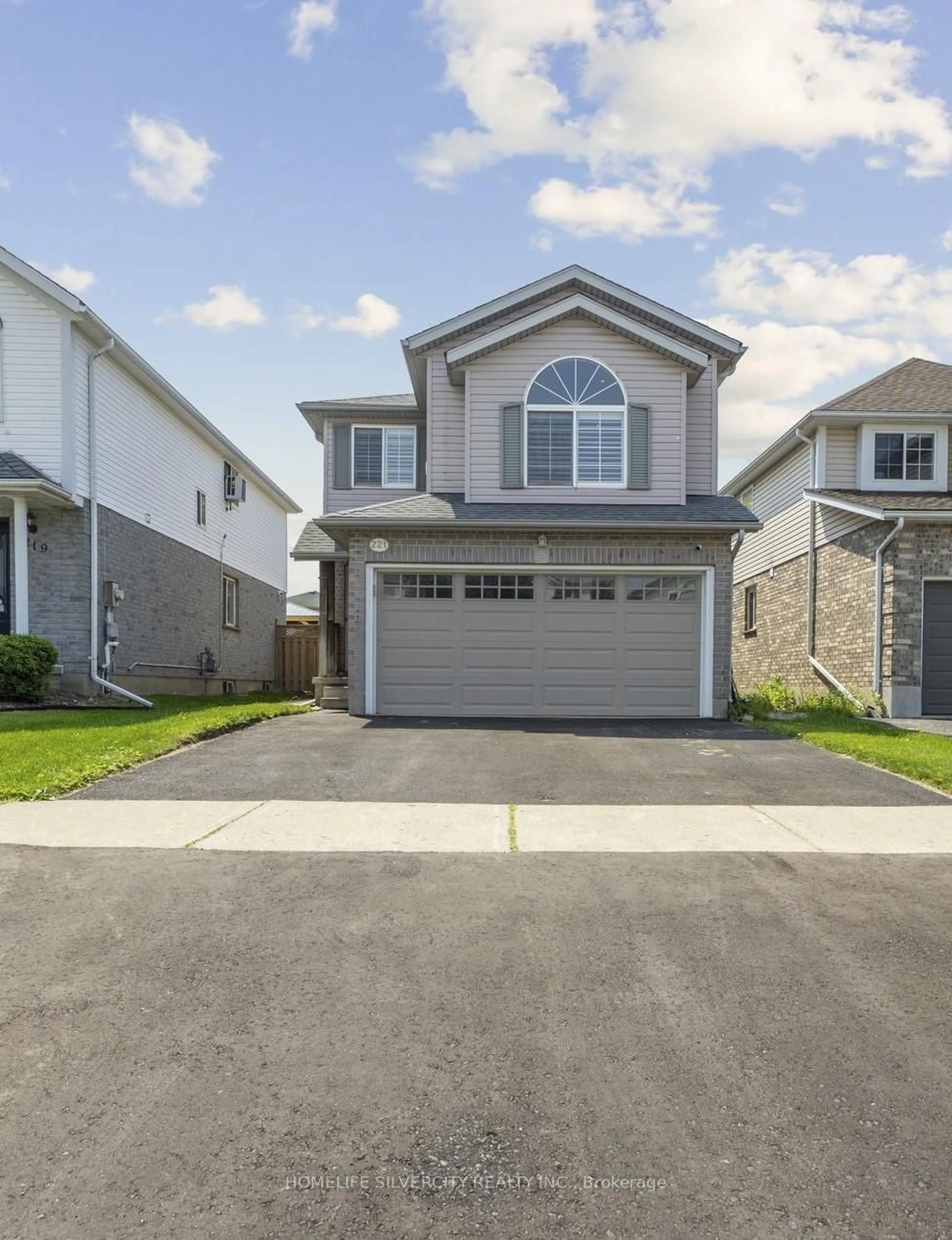 Unknown for 221 Grey Fox Dr, Kitchener Ontario N2E 3N7