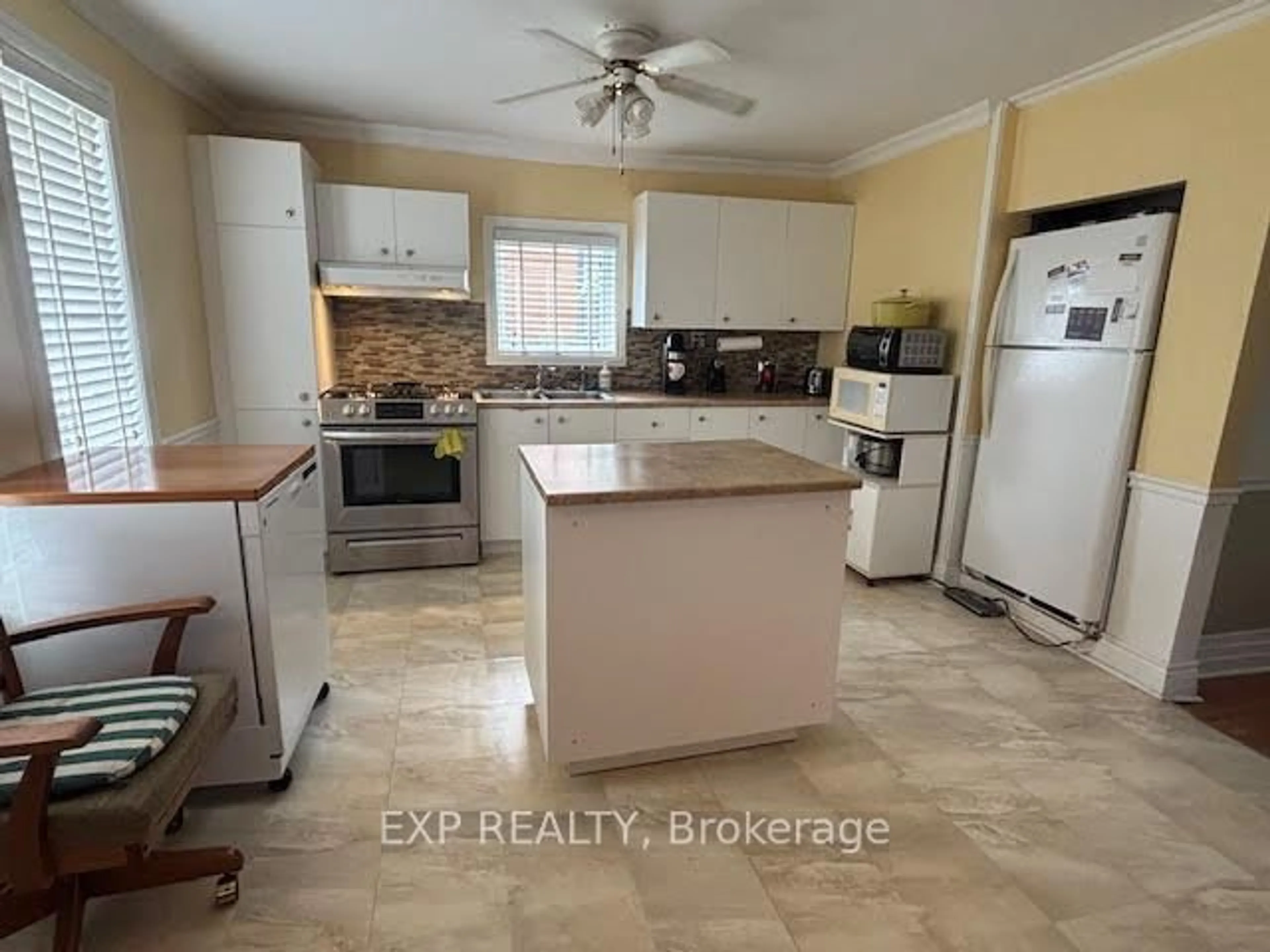 Unknown for 188 Regent St, Hawkesbury Ontario K6A 1E8