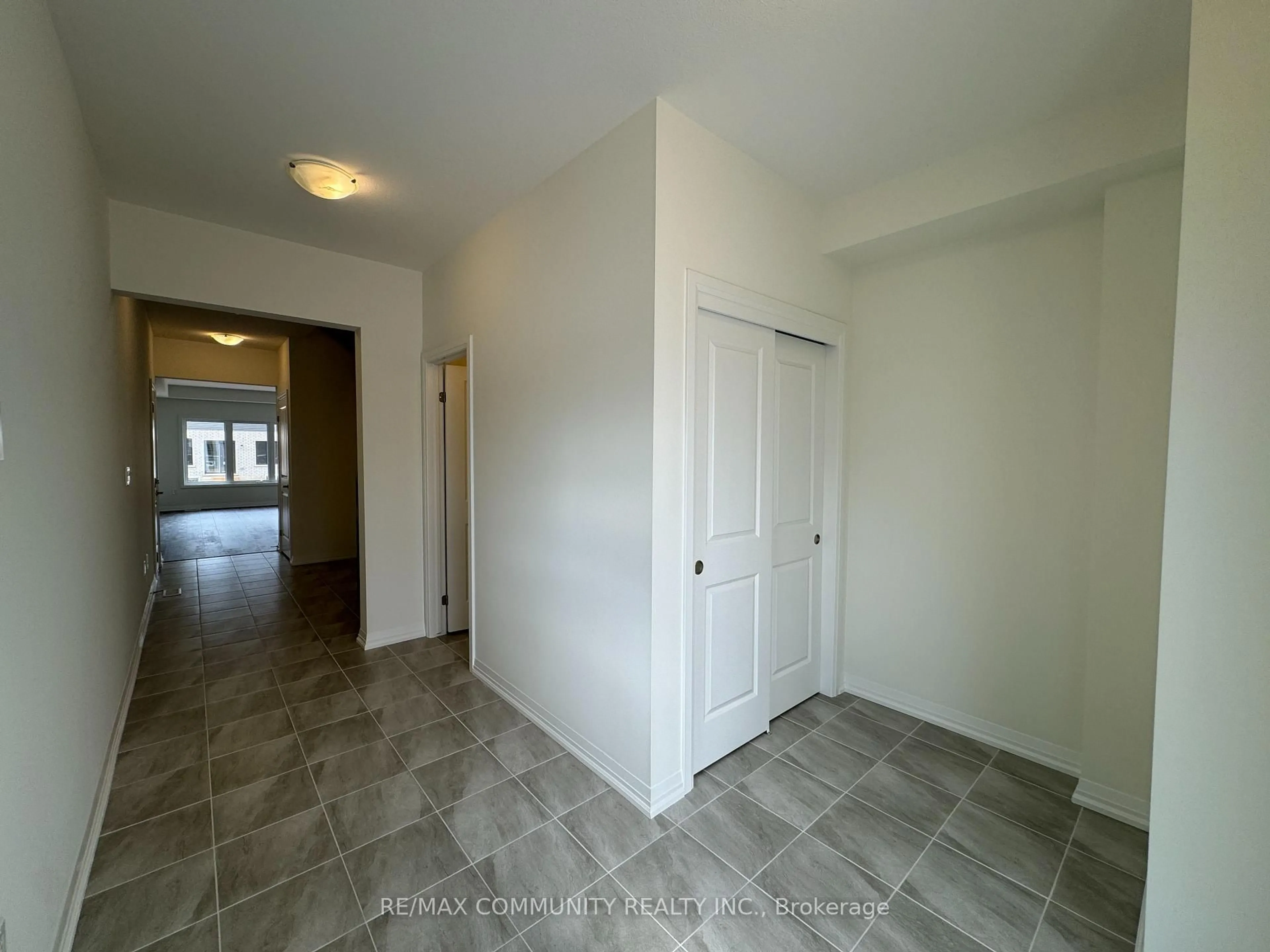Unknown for 72 Samuel Ave, Pelham Ontario L0S 1E1
