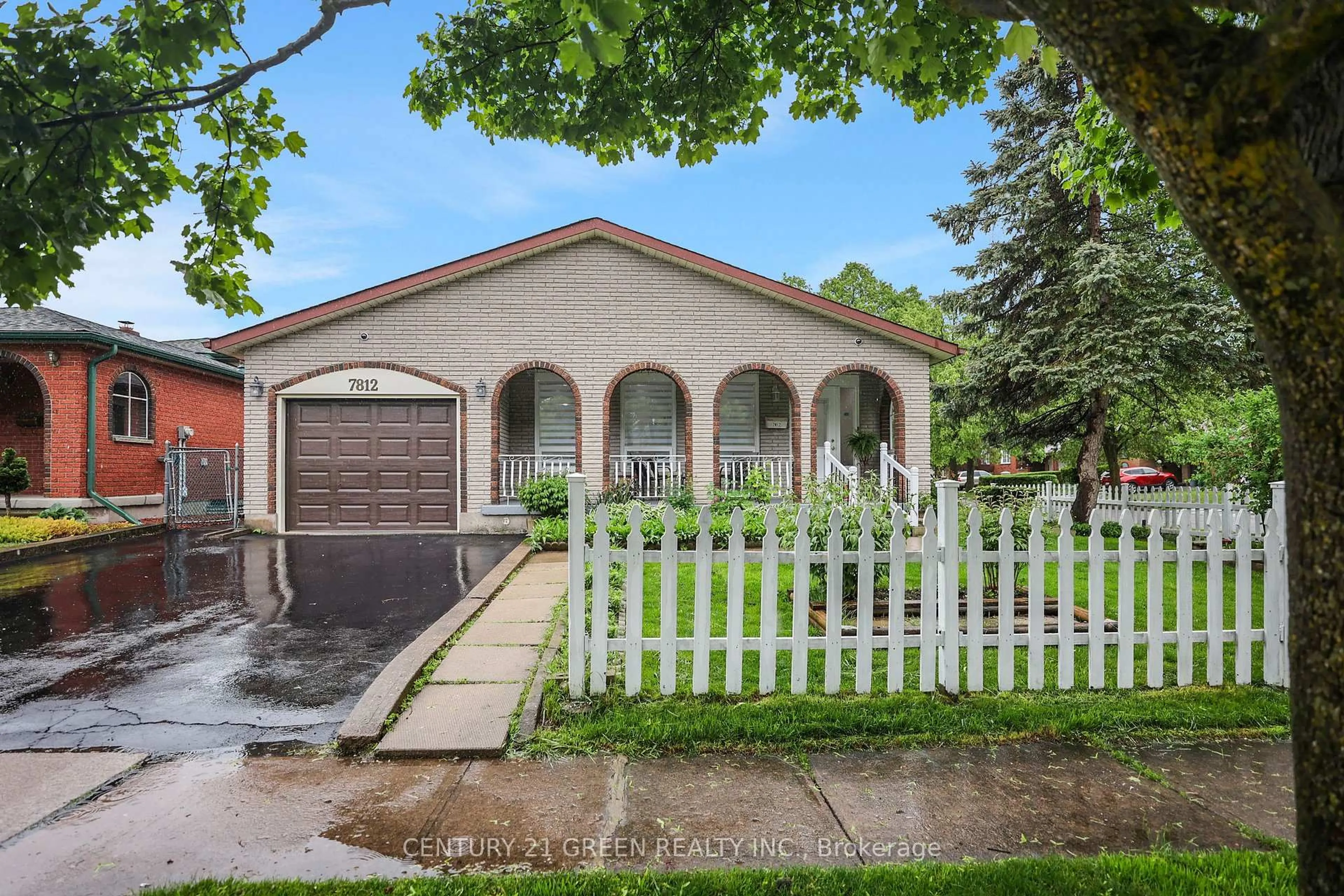 Unknown for 7812 Badger Rd, Niagara Falls Ontario L2H 2J5