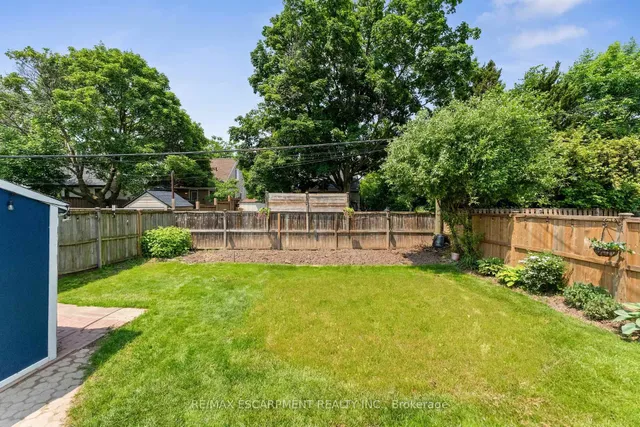 Additional property image - 49 EATON Pl