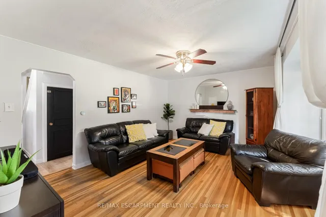 Additional property image - 49 EATON Pl