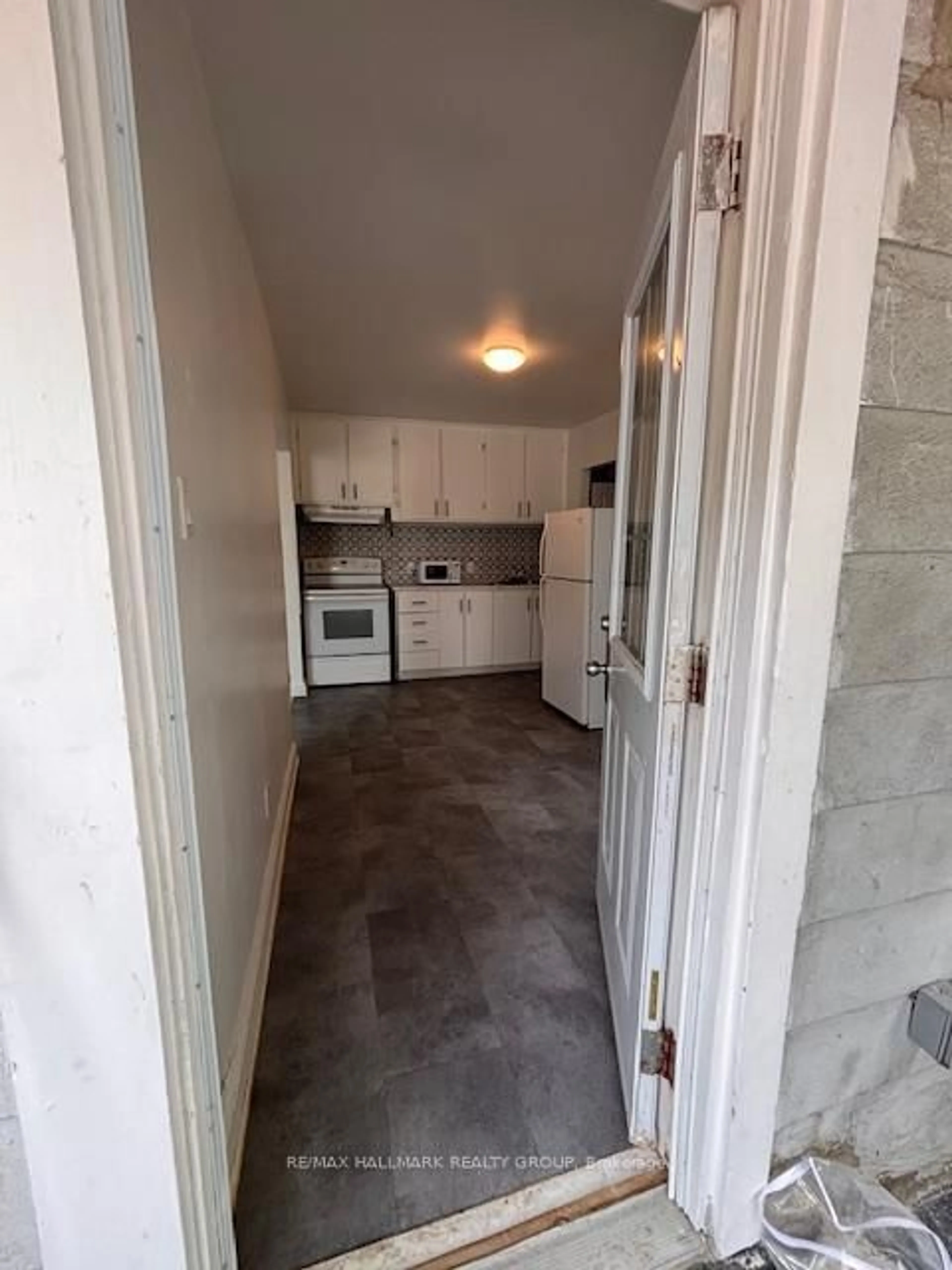 A pic of a room for 266 Emond St, Ottawa Ontario K1L 7R8