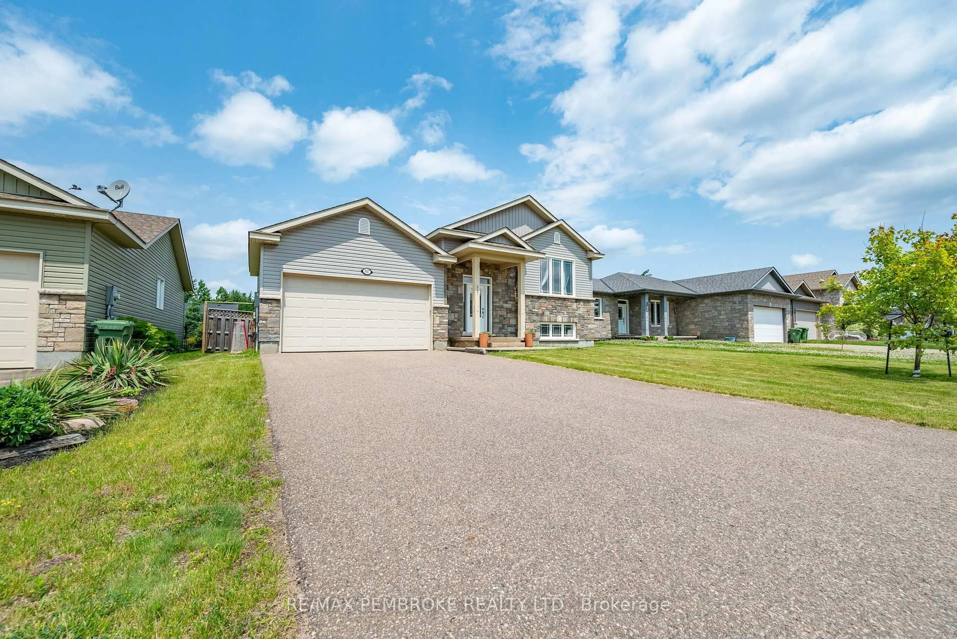 Unknown for 547 Gardner Cres, Petawawa Ontario K8H 0C4