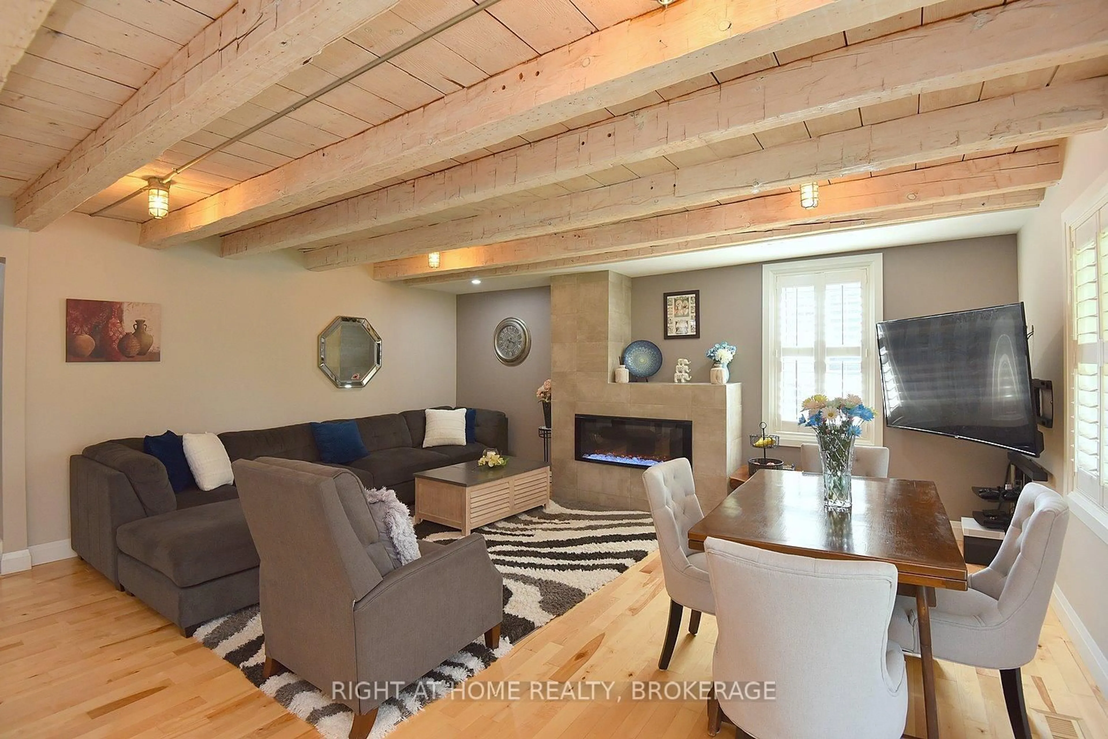 Living room with furniture, wood/laminate floor for 2030 Governors Rd, Hamilton Ontario L0R 1J0
