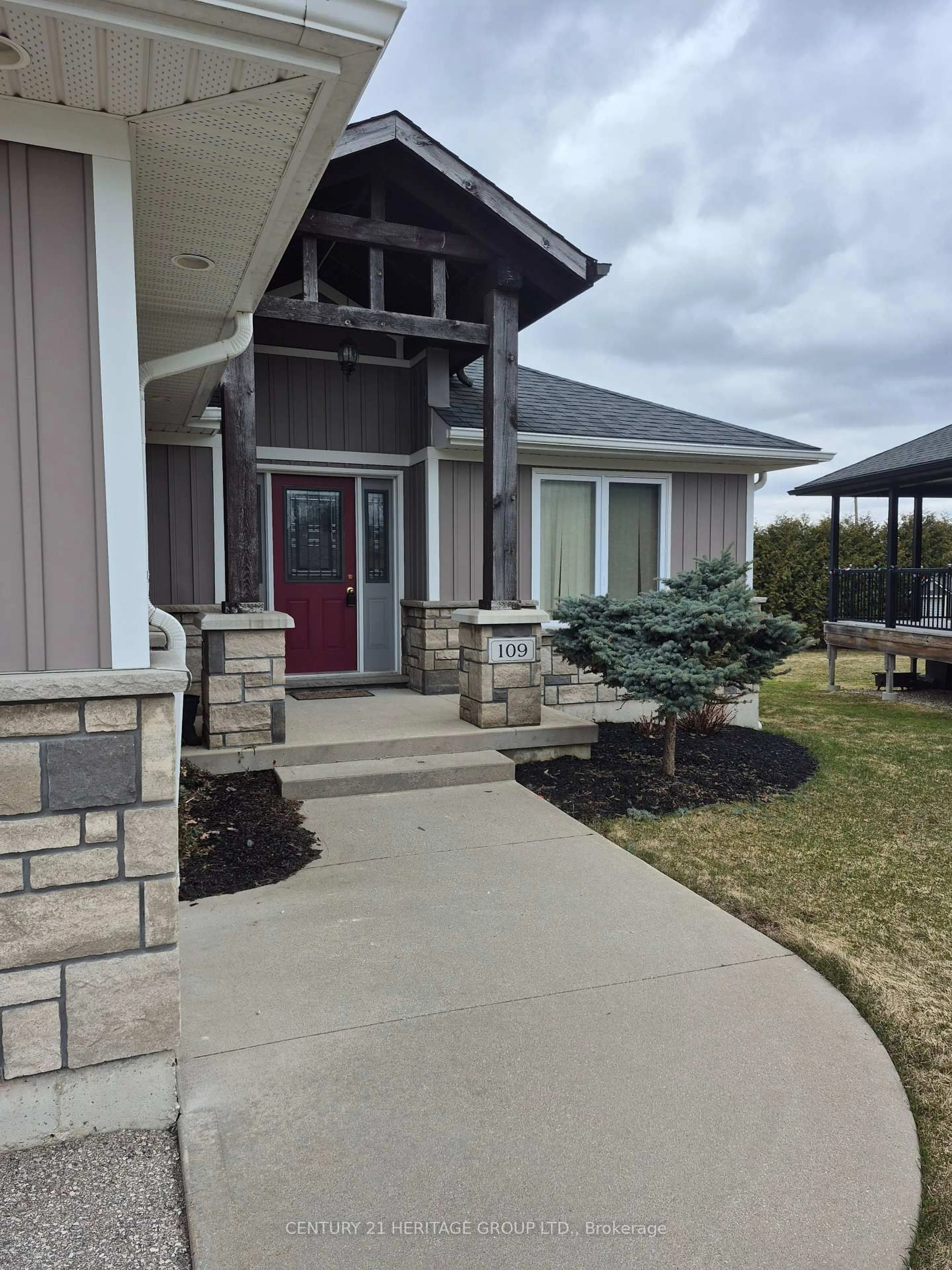 Unknown for 109 Tuffy Macdougall Crt, Minto Ontario N0G 1Z0