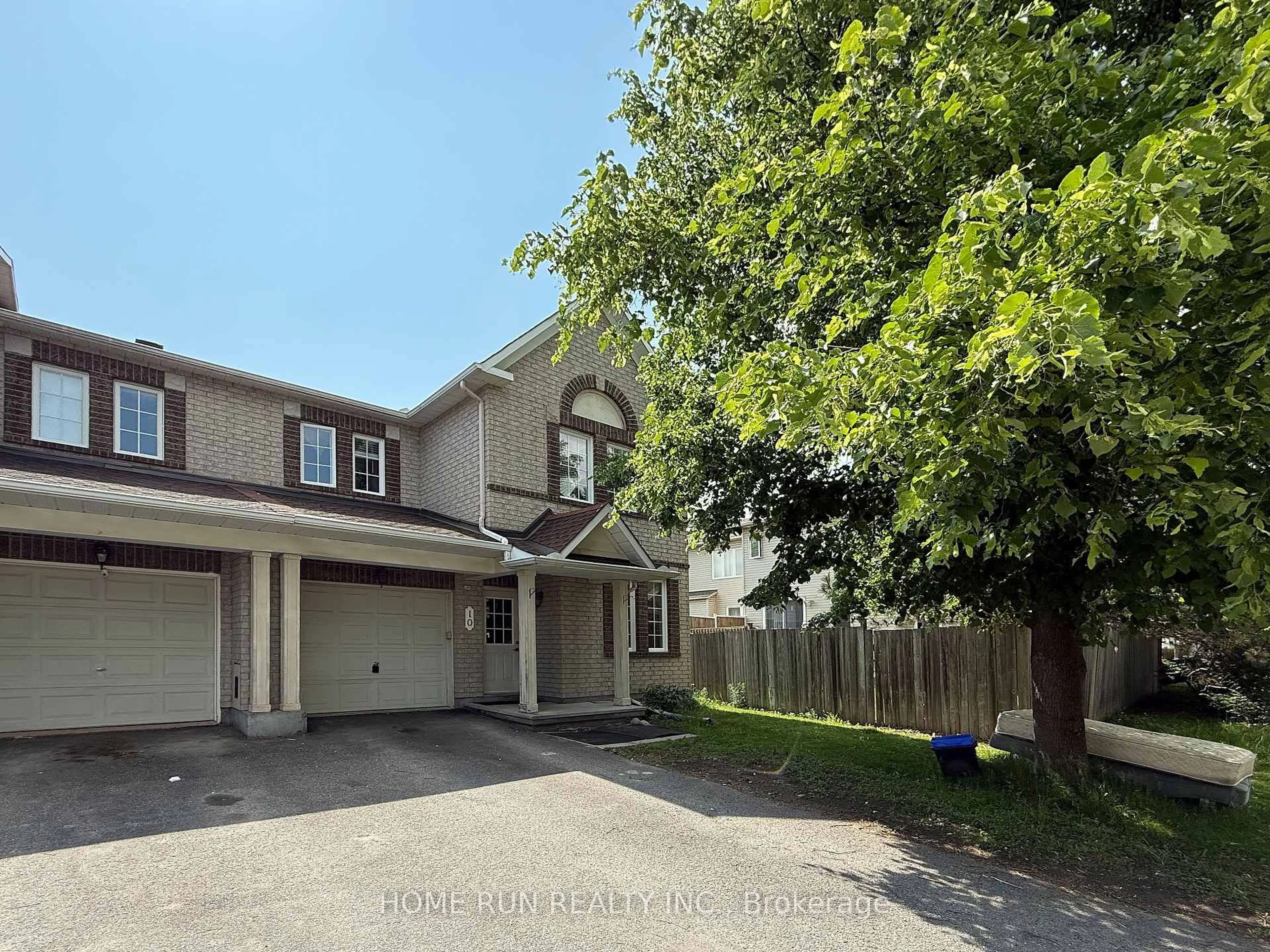 A pic from outside/outdoor area/front of a property/back of a property/a pic from drone, street for 10 Appledale Dr, Ottawa Ontario K2J 4W4