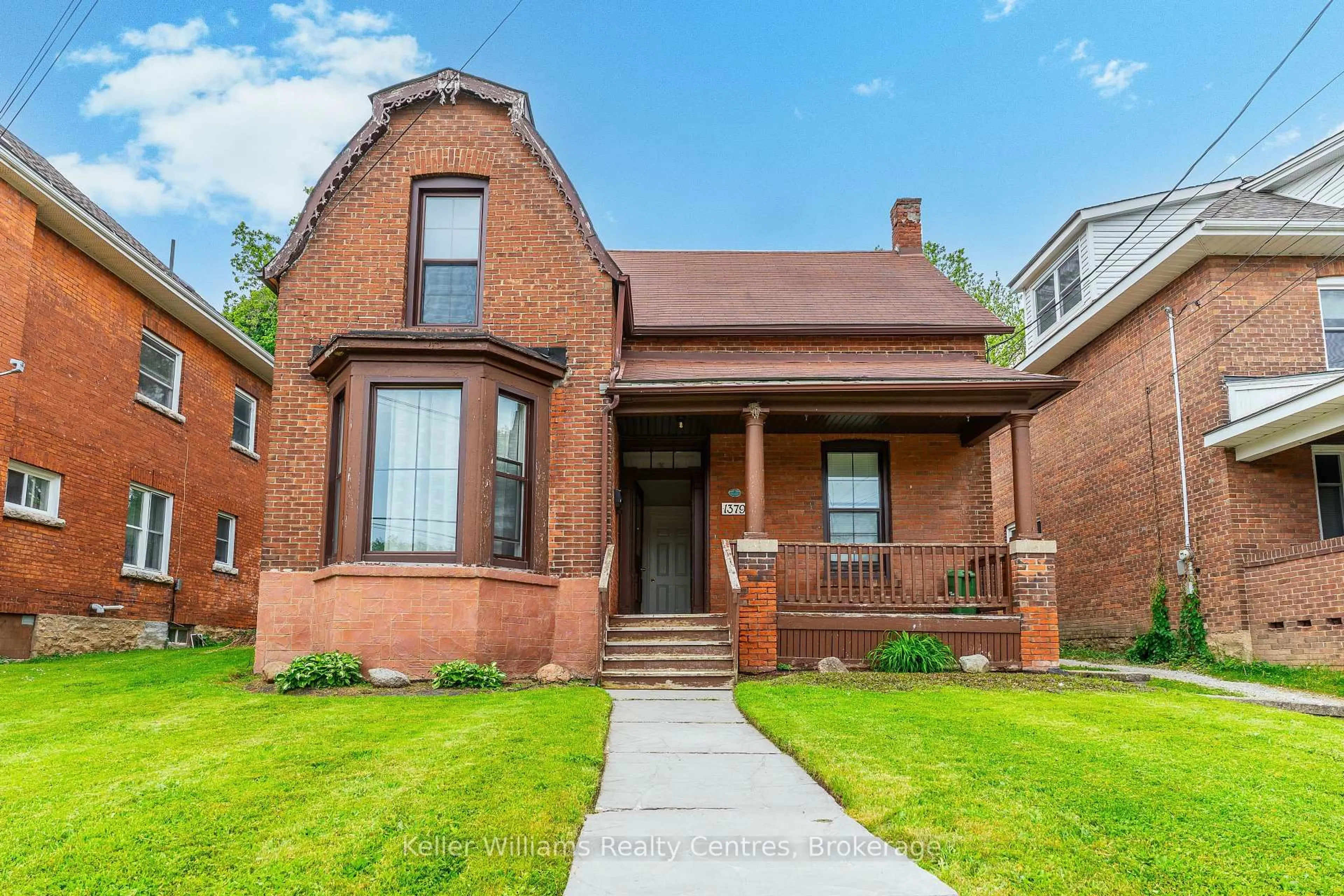 Home with brick exterior material, street for 1379 3rd Ave, Owen Sound Ontario N4K 2L8