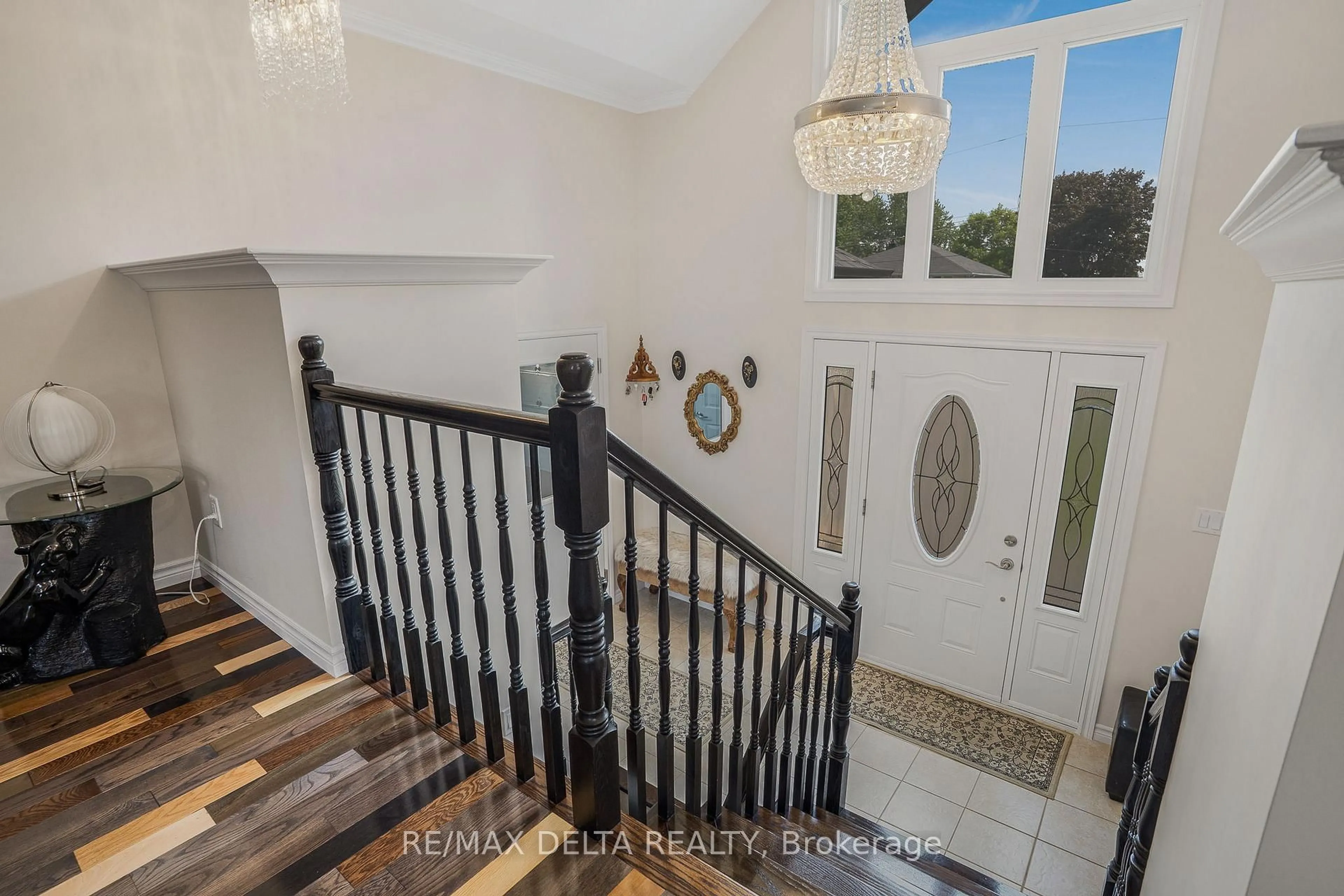 Indoor foyer for 5 Lamoureux St, The Nation Ontario K0C 2B0