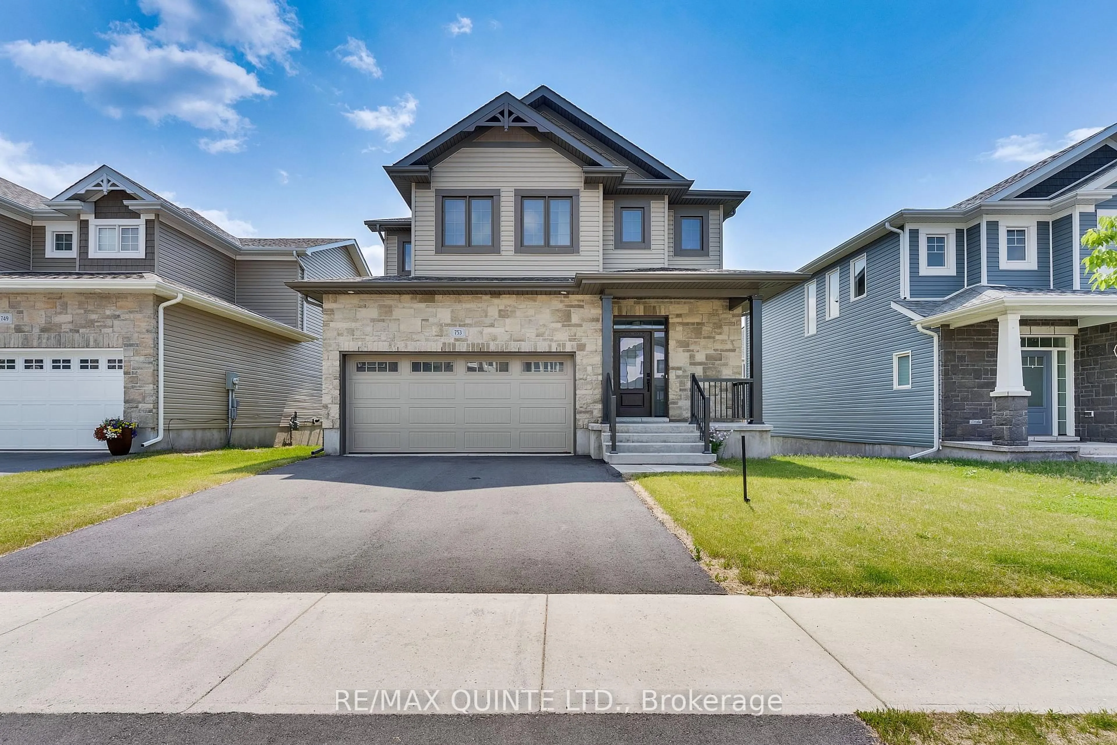 Home with vinyl exterior material, street for 753 Riverview Way, Kingston Ontario K7K 0J3