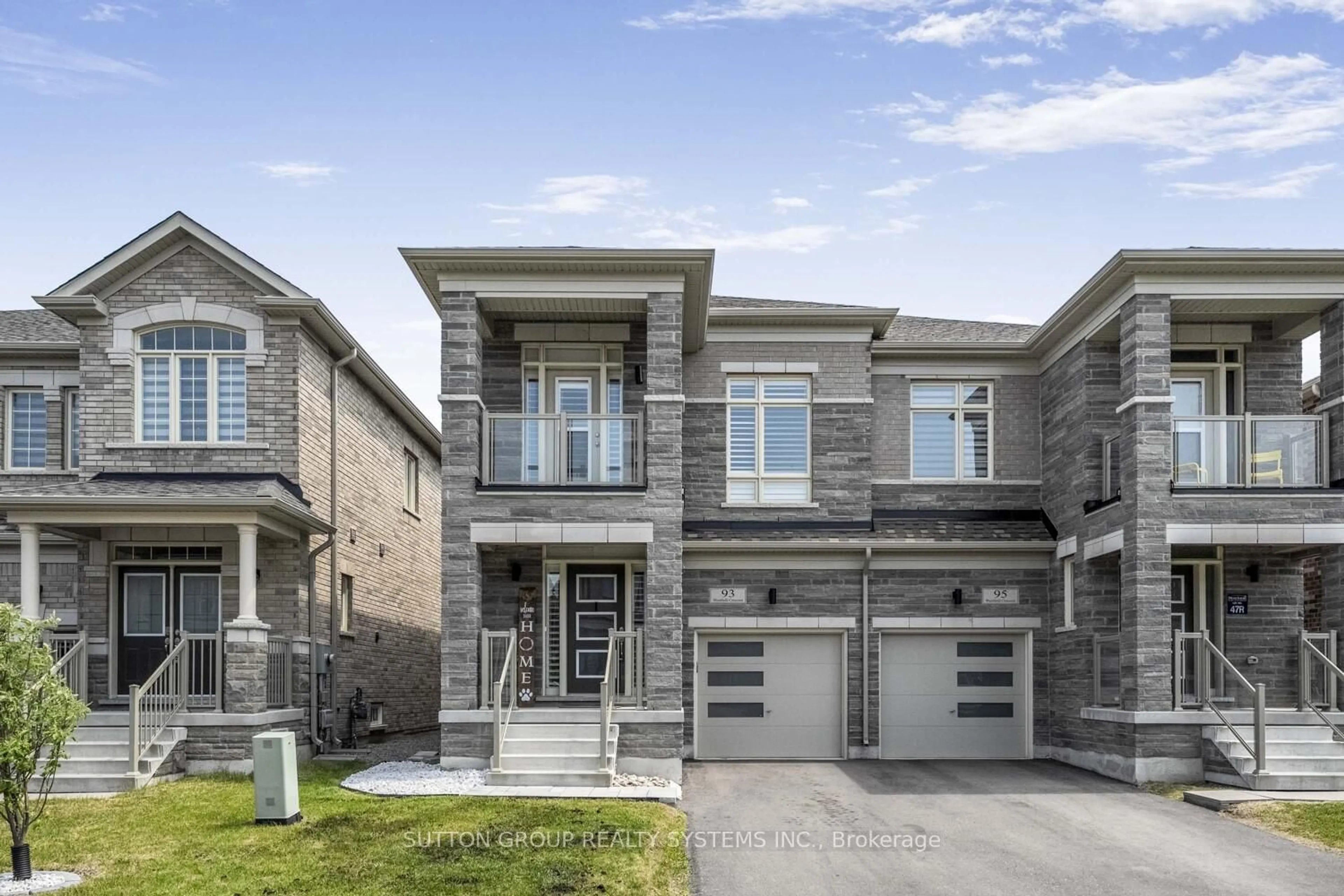 Home with brick exterior material, street for 93 Westfield Cres, Hamilton Ontario L8B 1X9