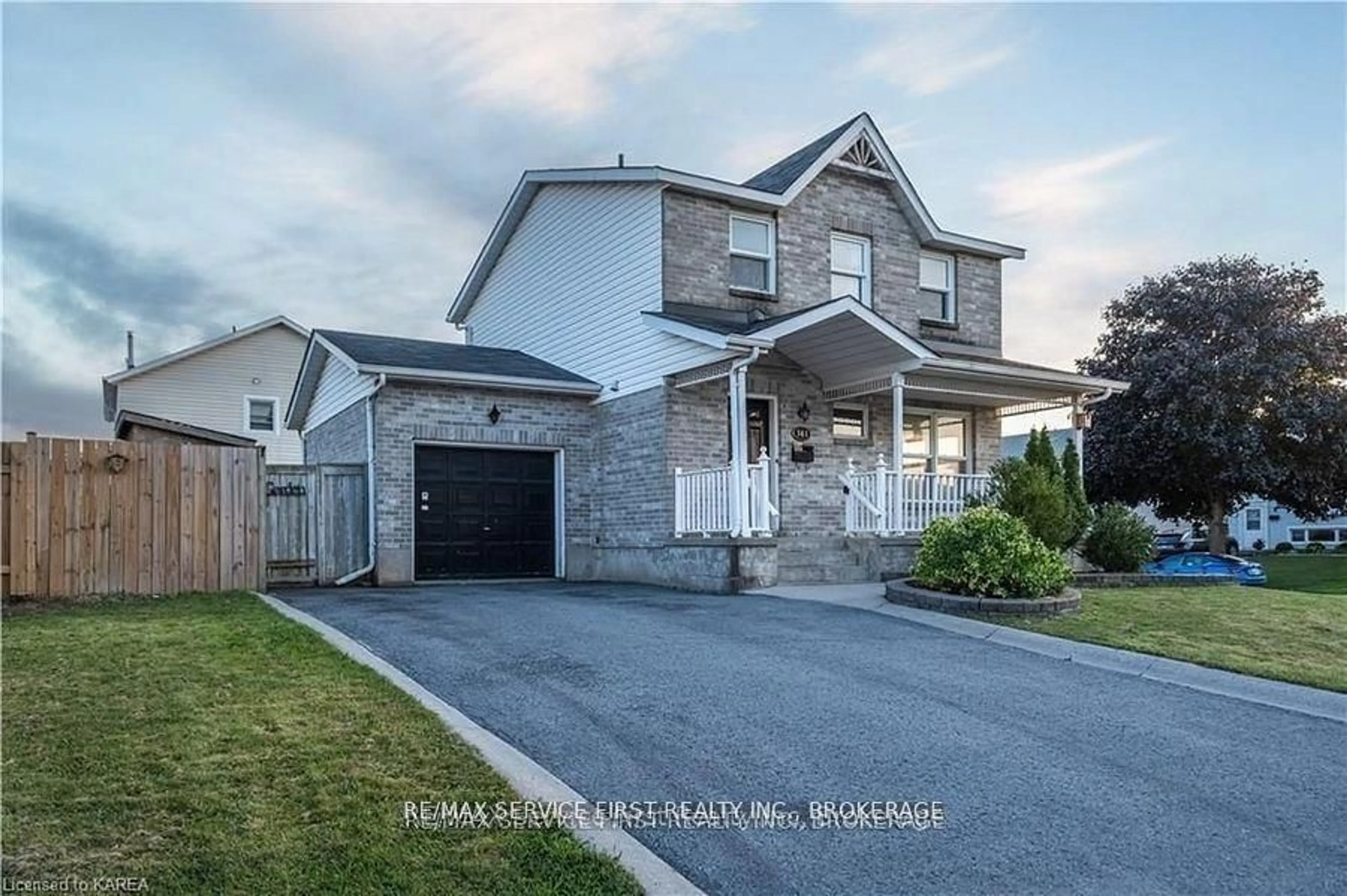Unknown for 363 Waterloo Dr, Kingston Ontario K7M 8L2