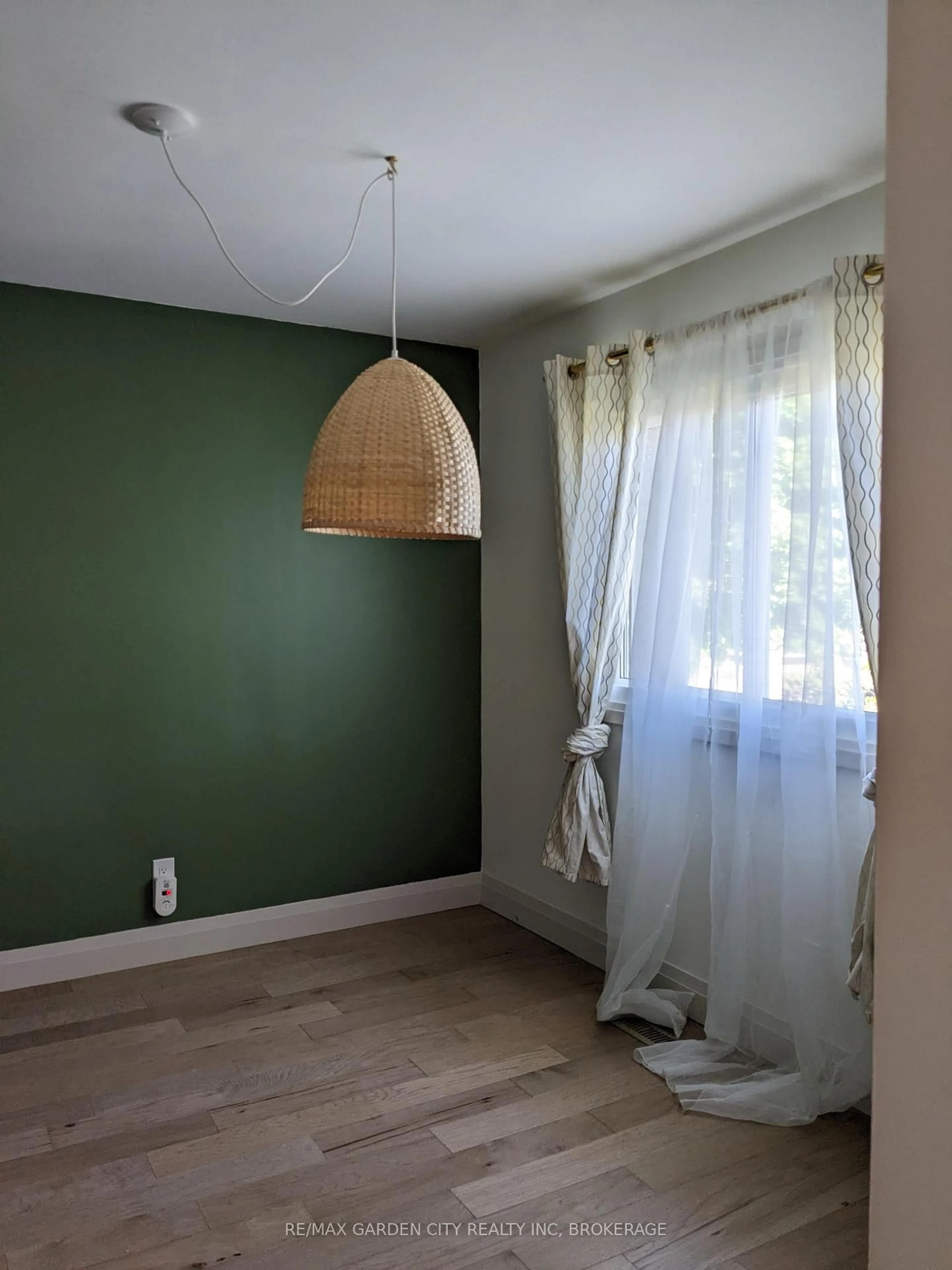 A pic of a room for 185 Denistoun St #85, Welland Ontario L3C 6J6