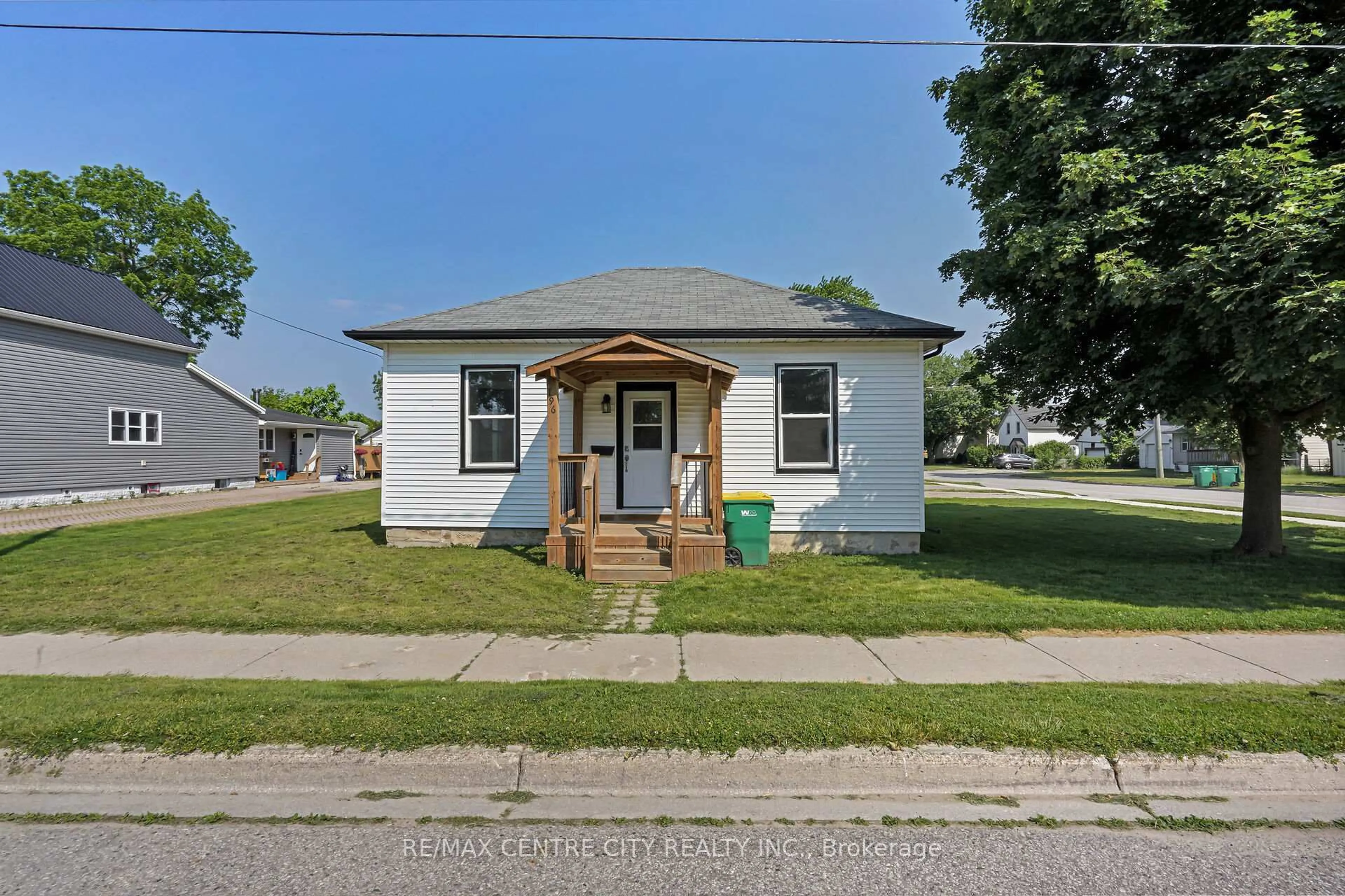 Unknown for 196 Mckellar St, Southwest Middlesex Ontario N7G 2Y4