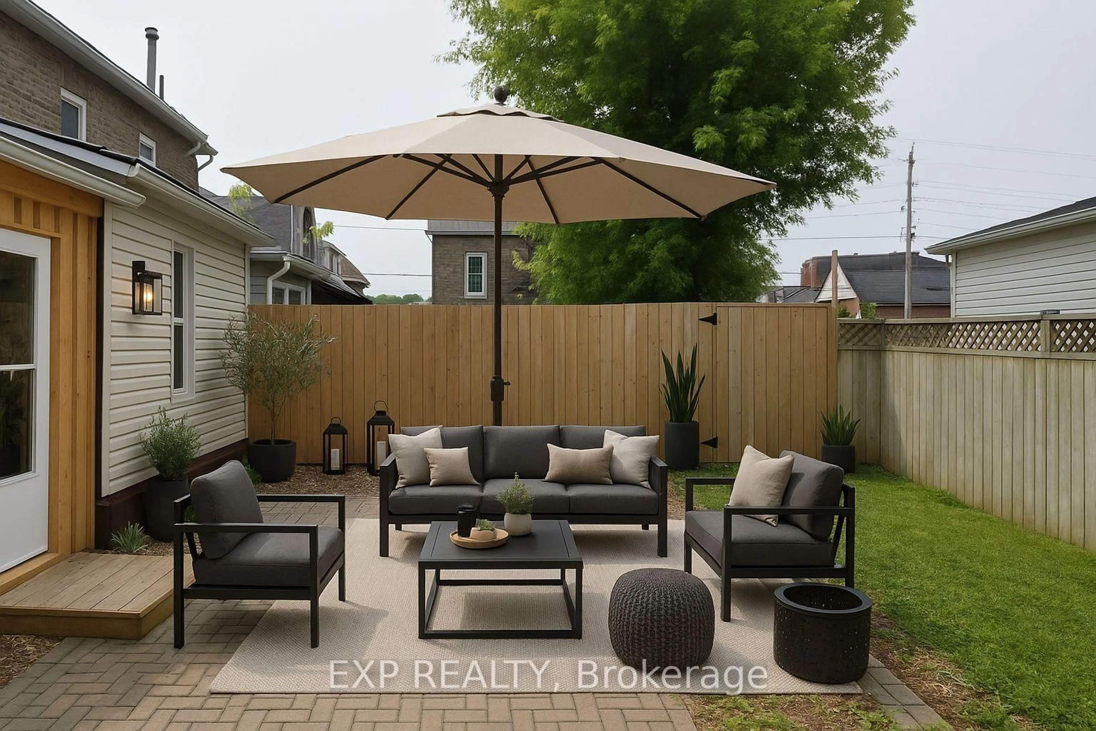 Patio, street for 60 John St, Brockville Ontario K6V 5A7