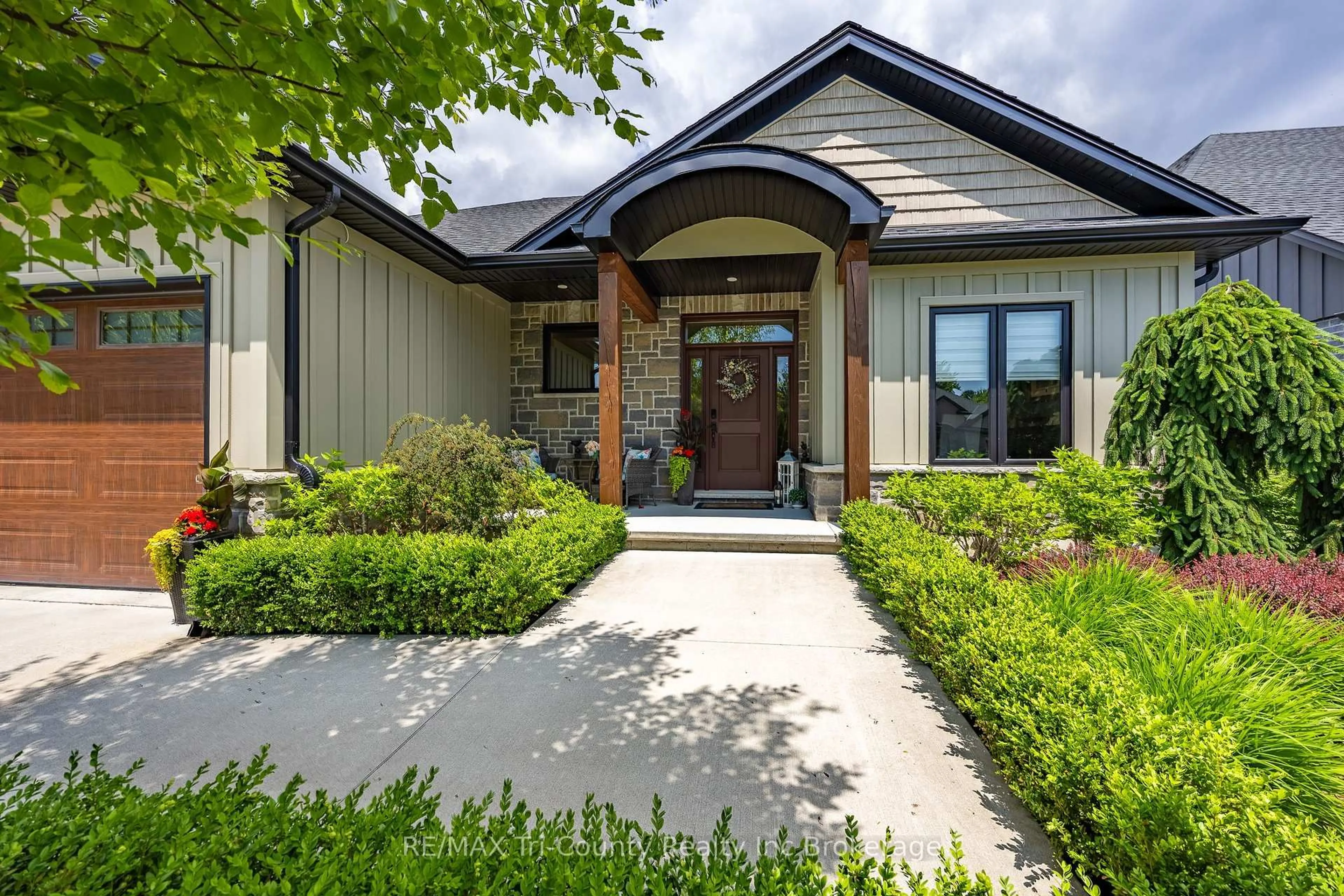 Unknown for 18 Belmont Ave, Tillsonburg Ontario N4G 5W5