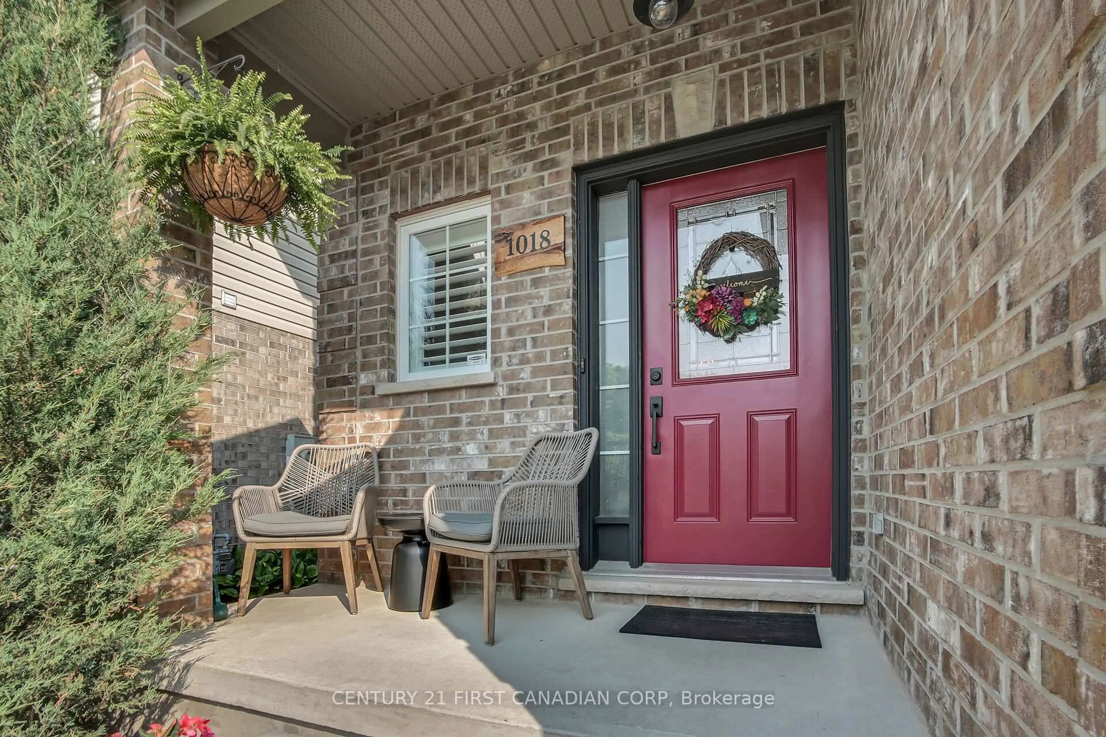 Indoor entryway for 1018 Fogerty St, London North Ontario N5X 4M2