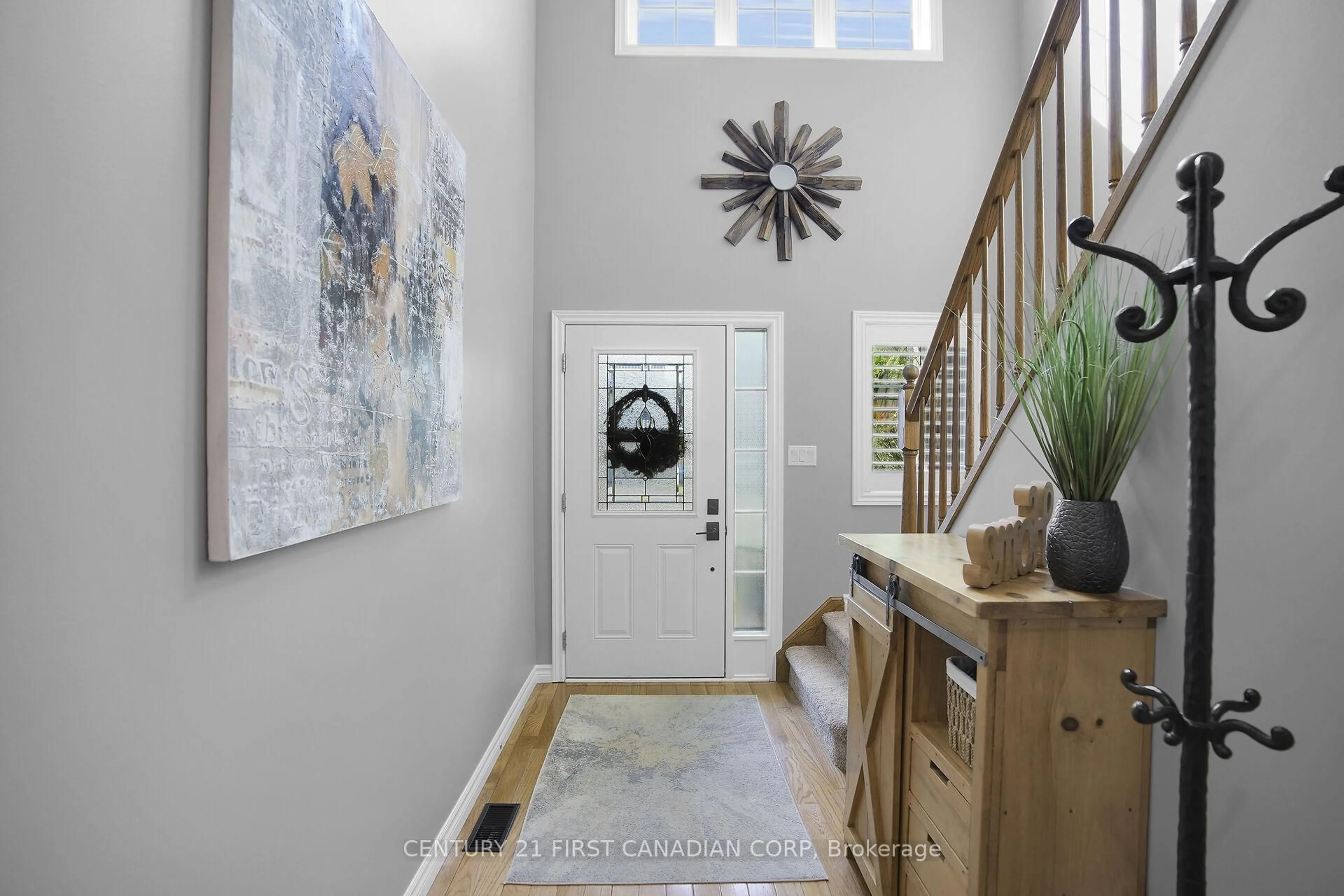 Indoor entryway for 1018 Fogerty St, London North Ontario N5X 4M2