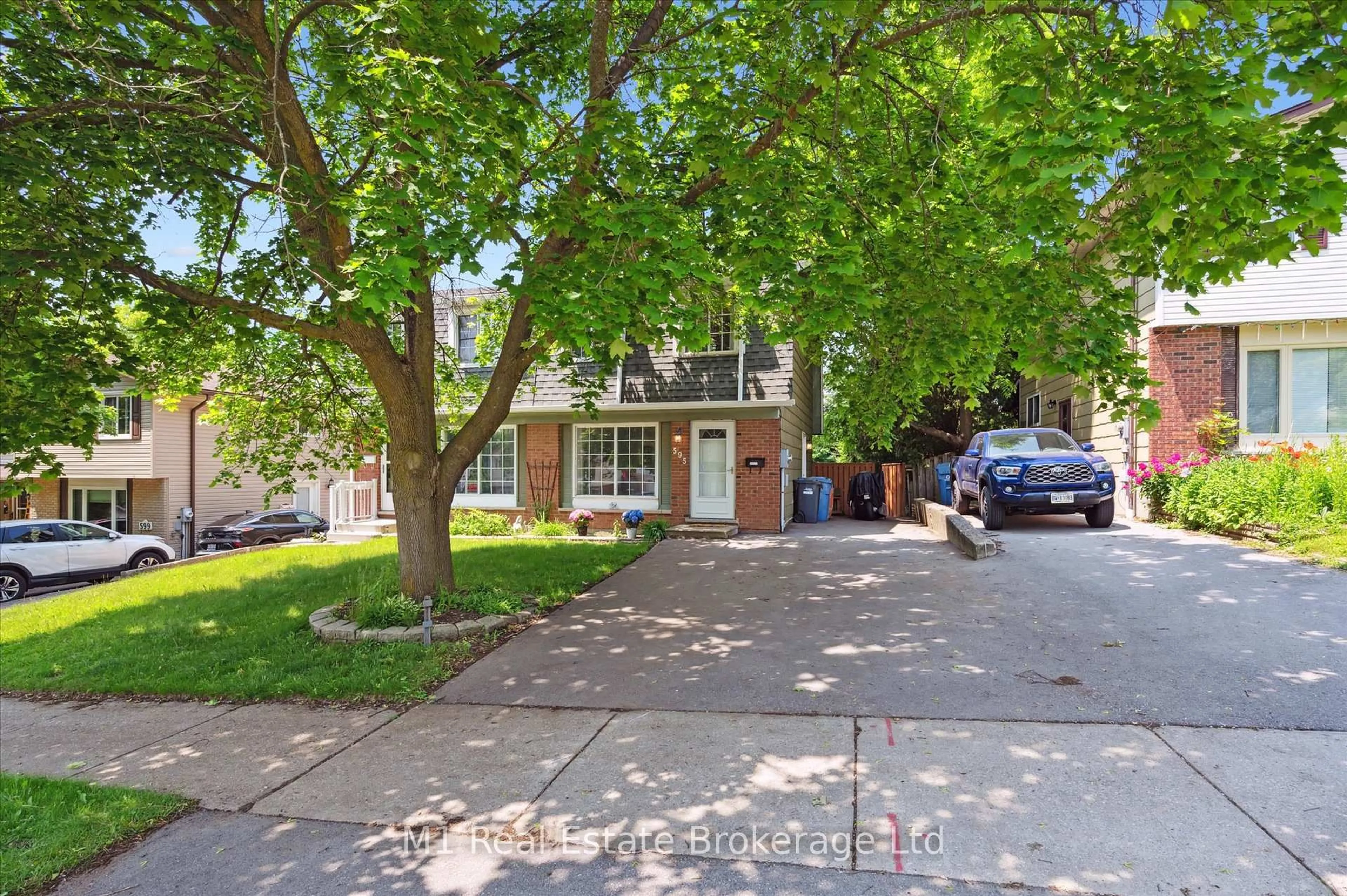 Unknown for 595 Willow Rd, Guelph Ontario N1H 7J8
