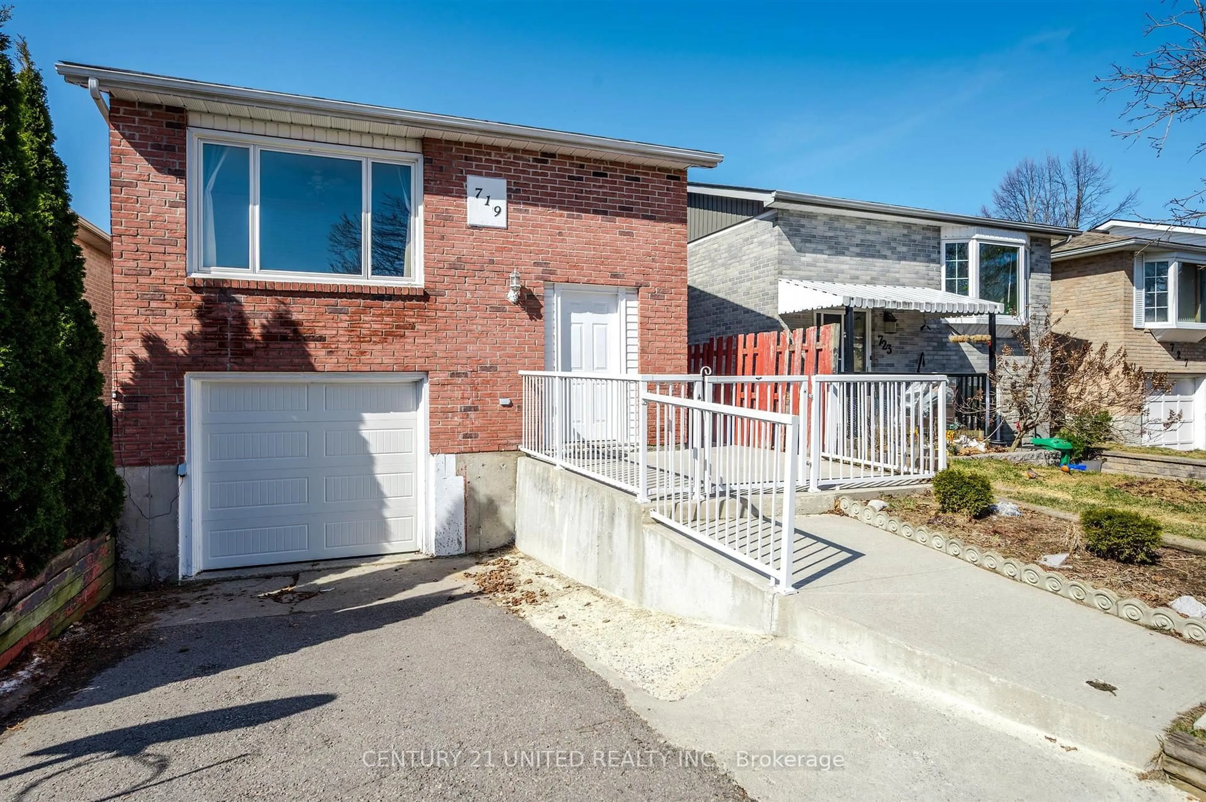 Unknown for 719 Mountain Ash Rd, Peterborough South Ontario K9J 8K1