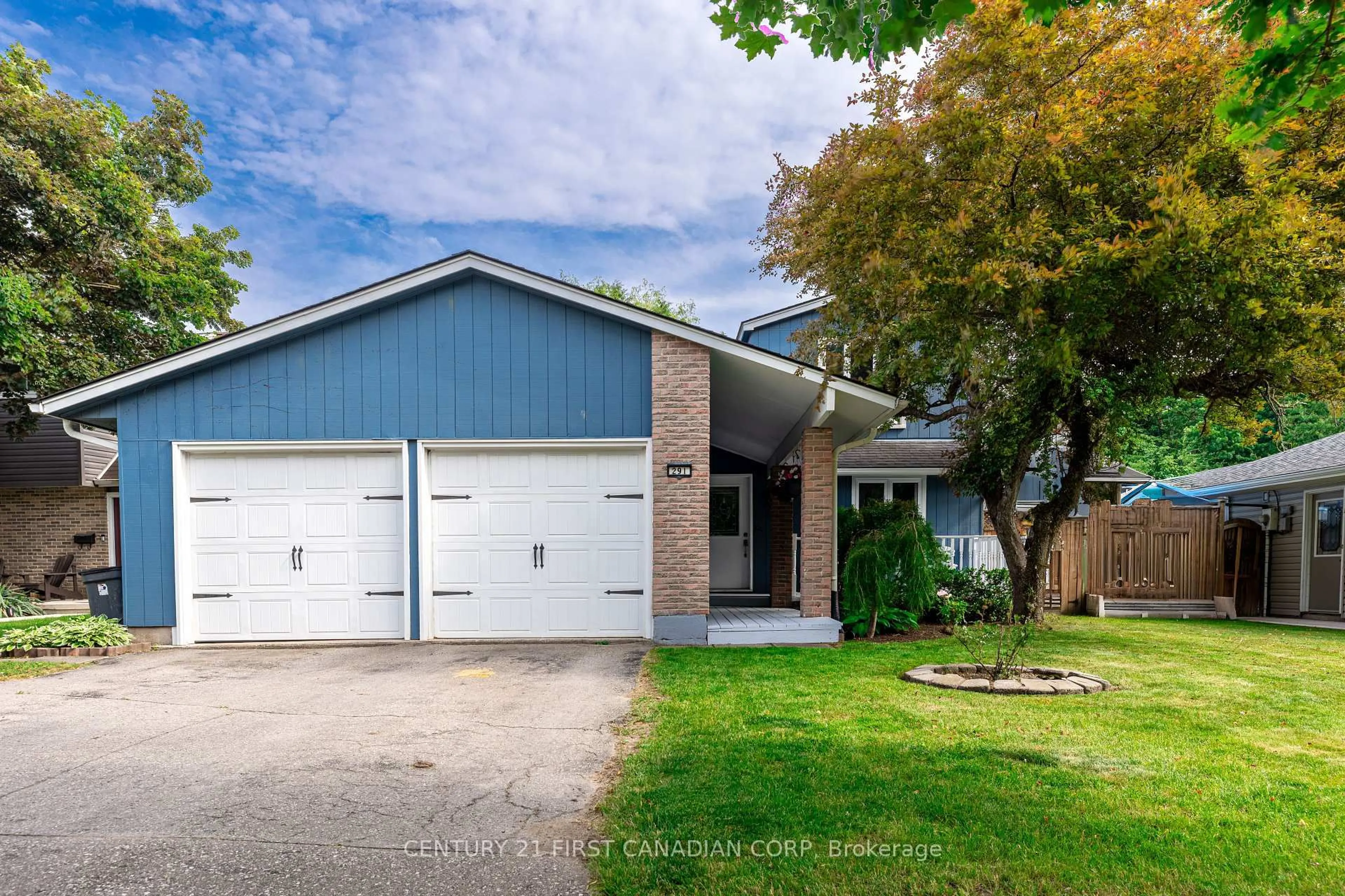 Home with vinyl exterior material, street for 291 Blackacres Blvd, London North Ontario N6G 2T9