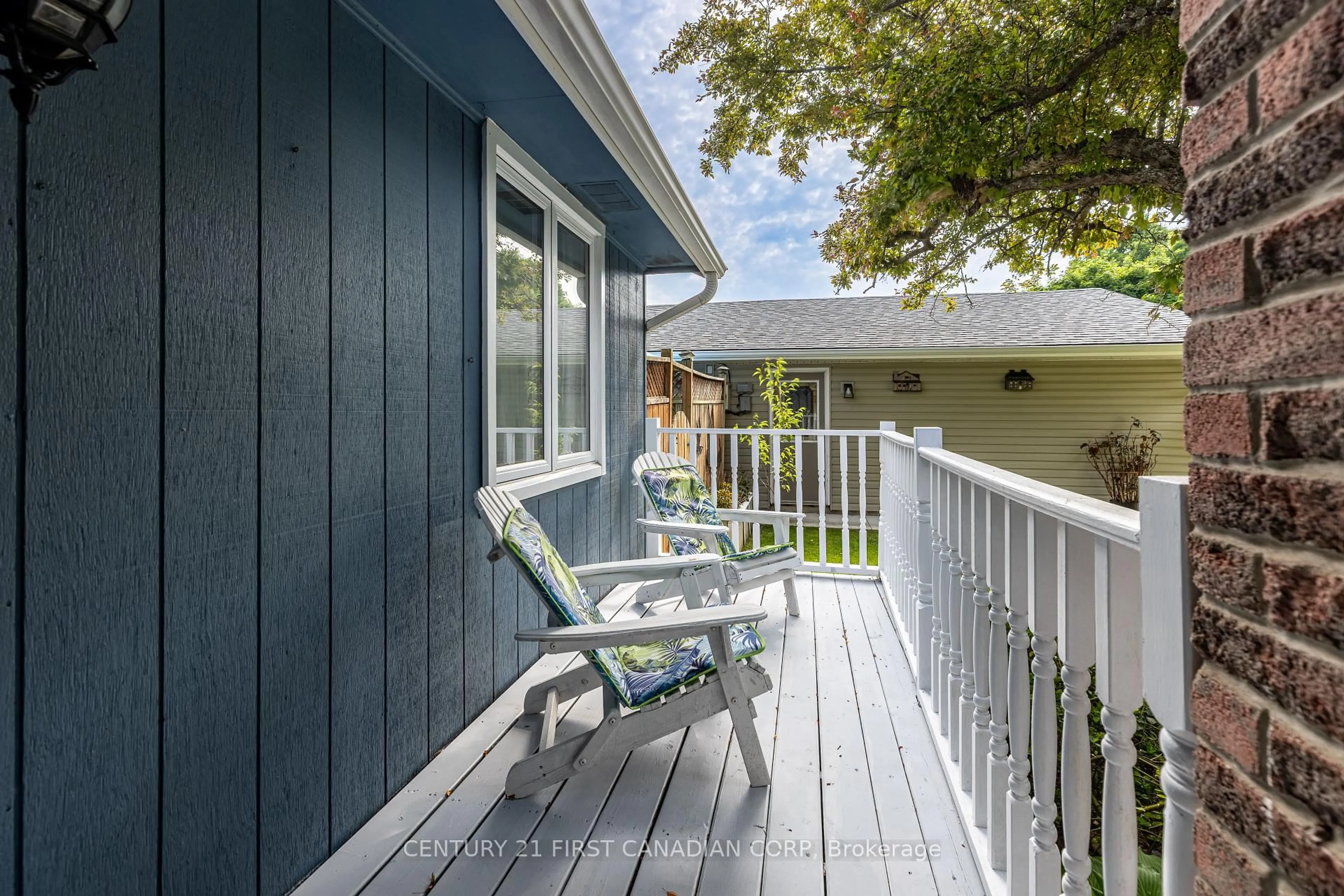 Patio, street for 291 Blackacres Blvd, London North Ontario N6G 2T9