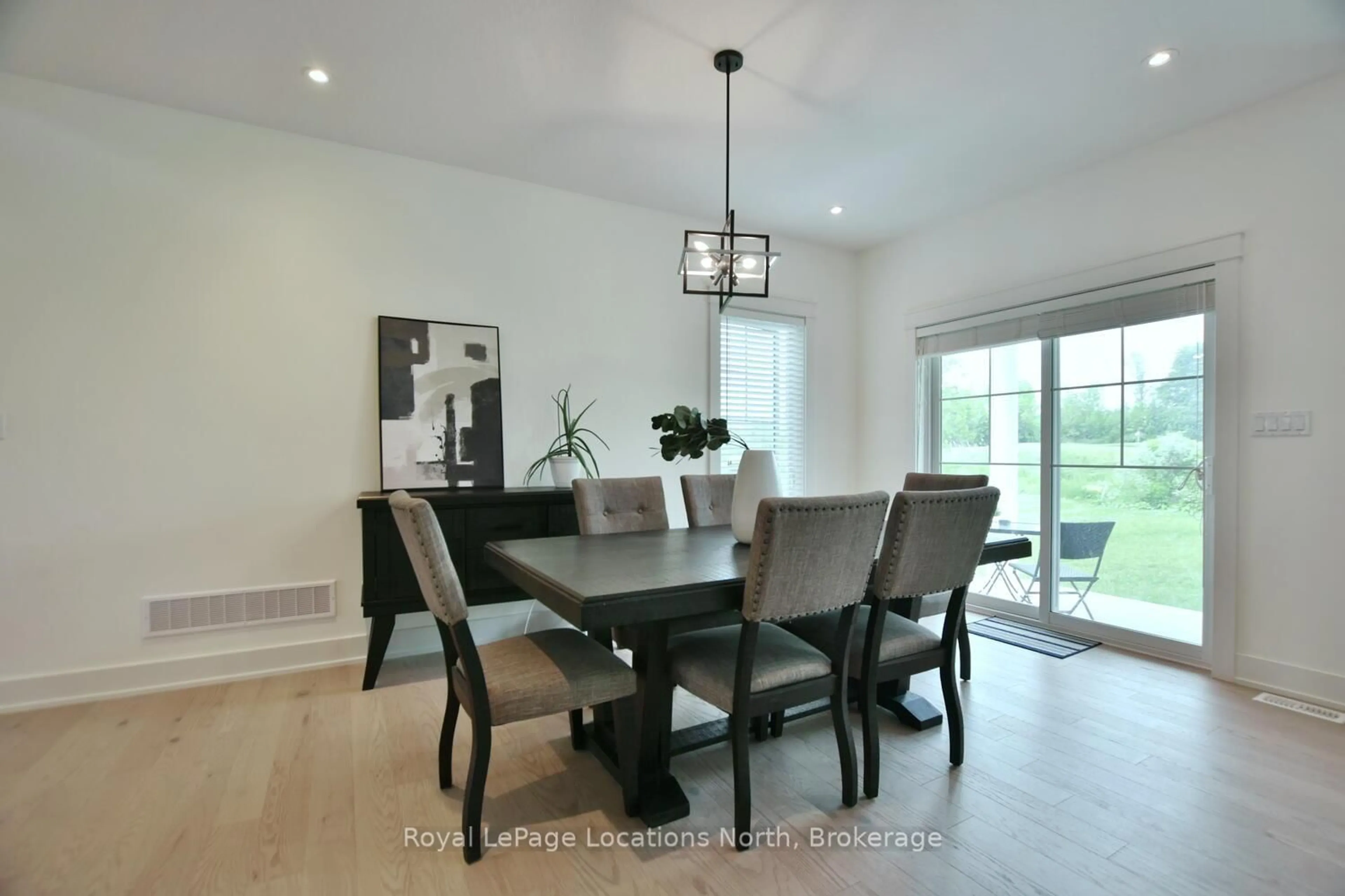 Dining room, unknown for 216 Snowberry Lane, Georgian Bluffs Ontario N0H 1S0