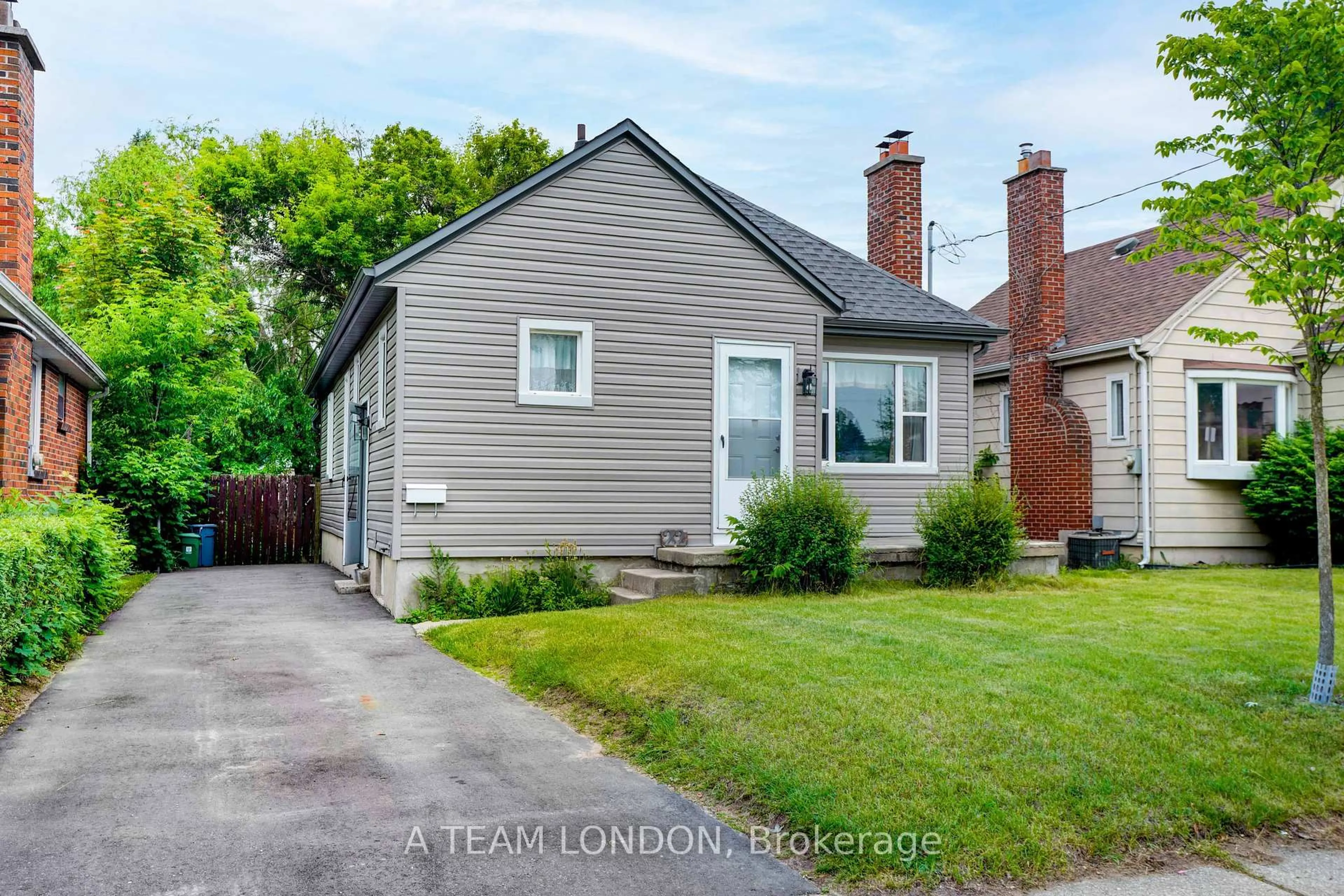 Home with brick exterior material, street for 22 Sycamore St, London East Ontario N5Z 1K7