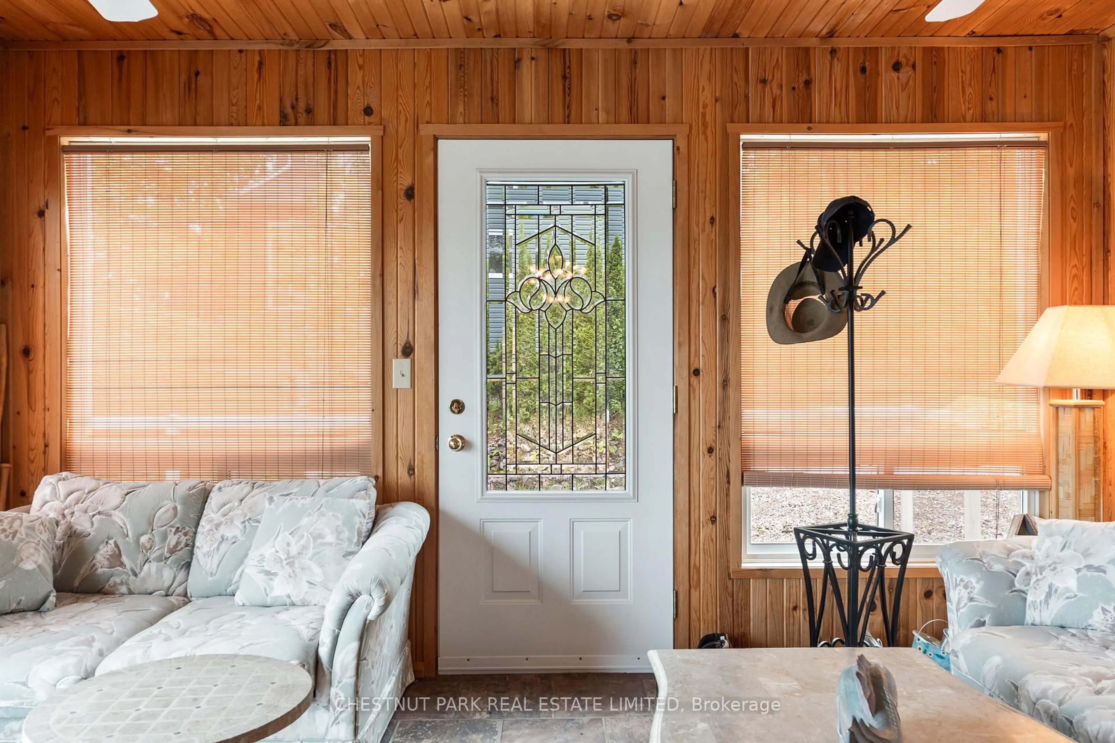 Indoor entryway for 1601 Claude Brown Rd, Minden Hills Ontario K0M 2K0