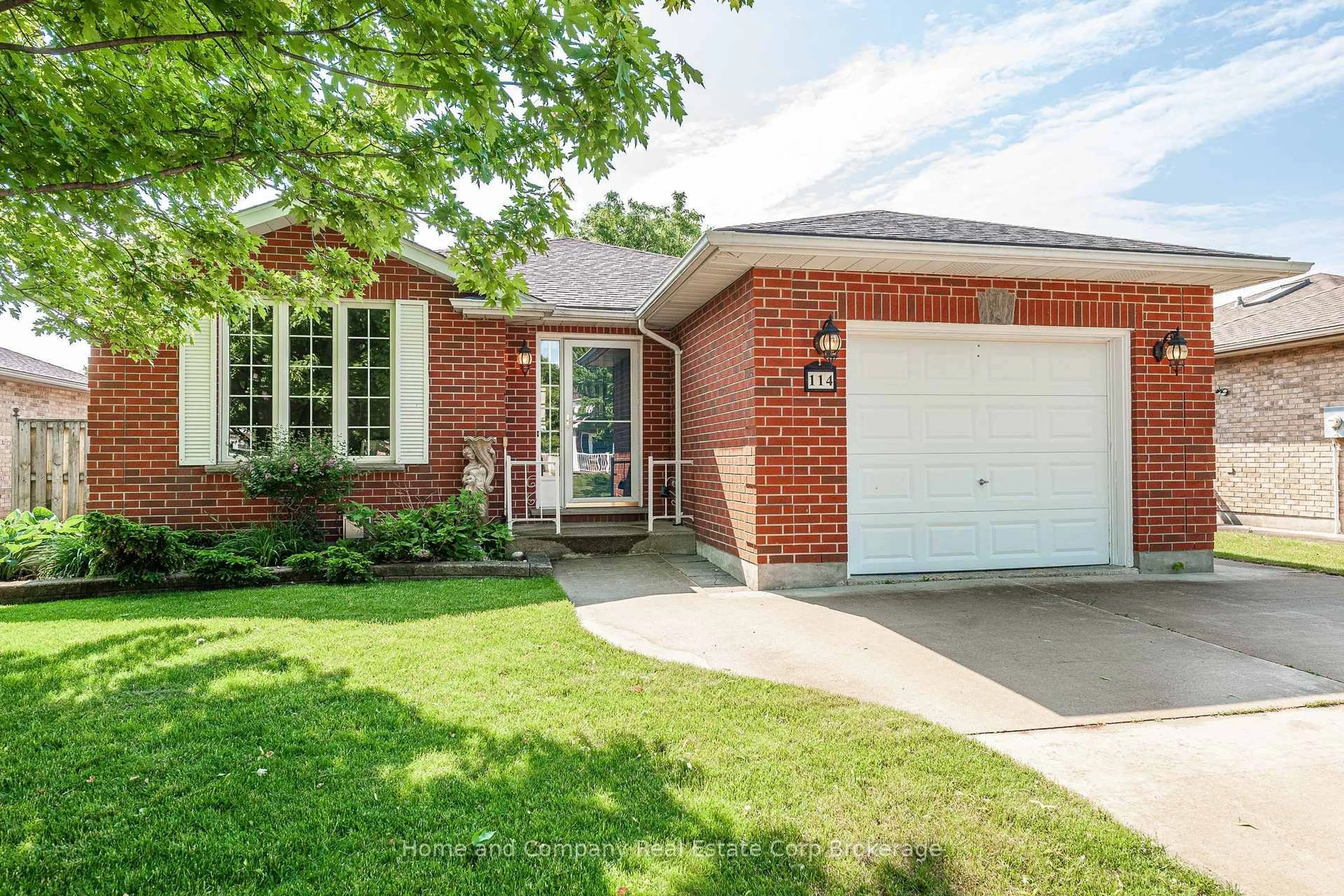 Home with brick exterior material, street for 114 Killoran Cres, Stratford Ontario N4Z 1H1