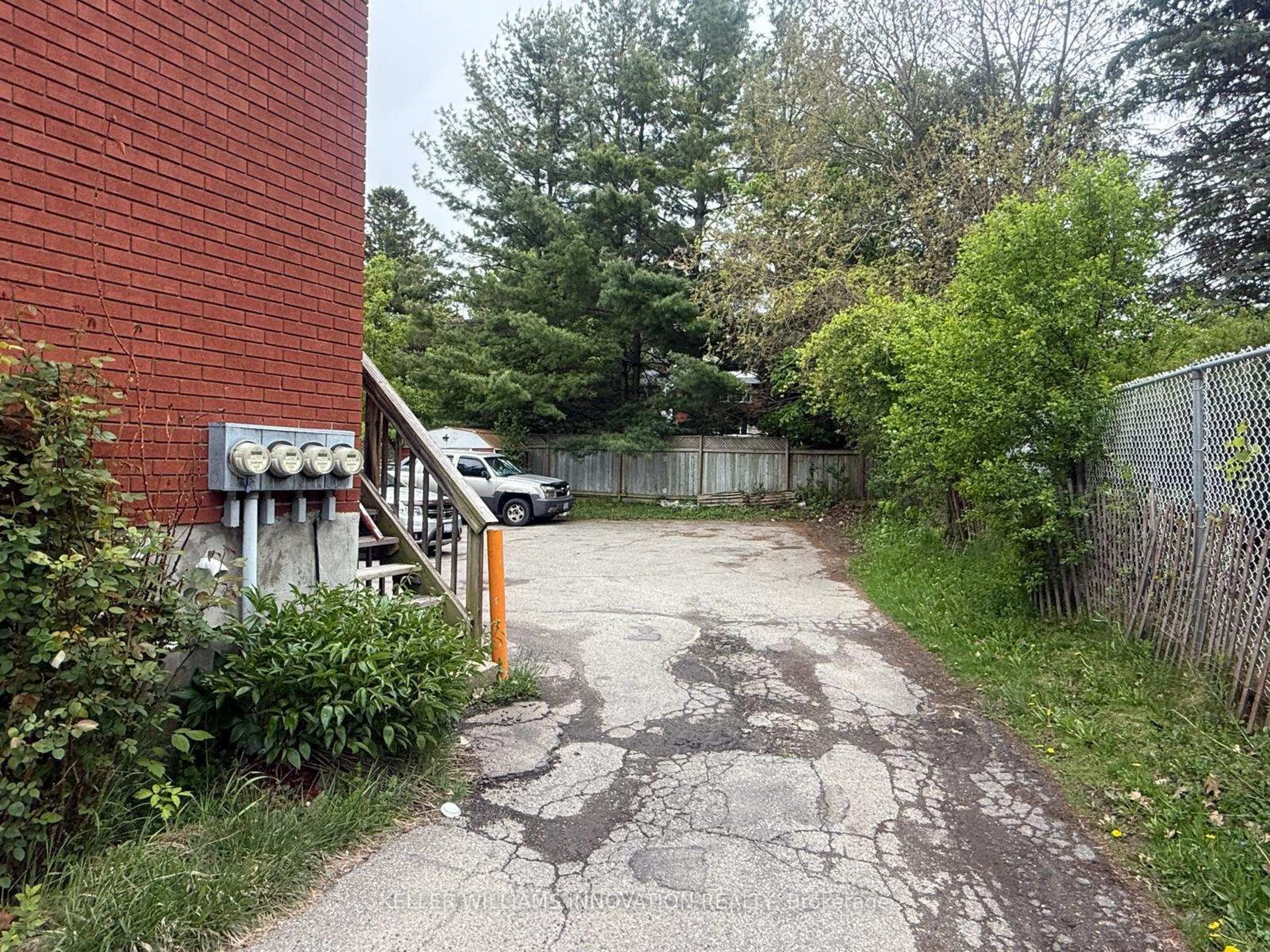 Patio, street for 93 Brybeck Cres, Kitchener Ontario N2M 2C5