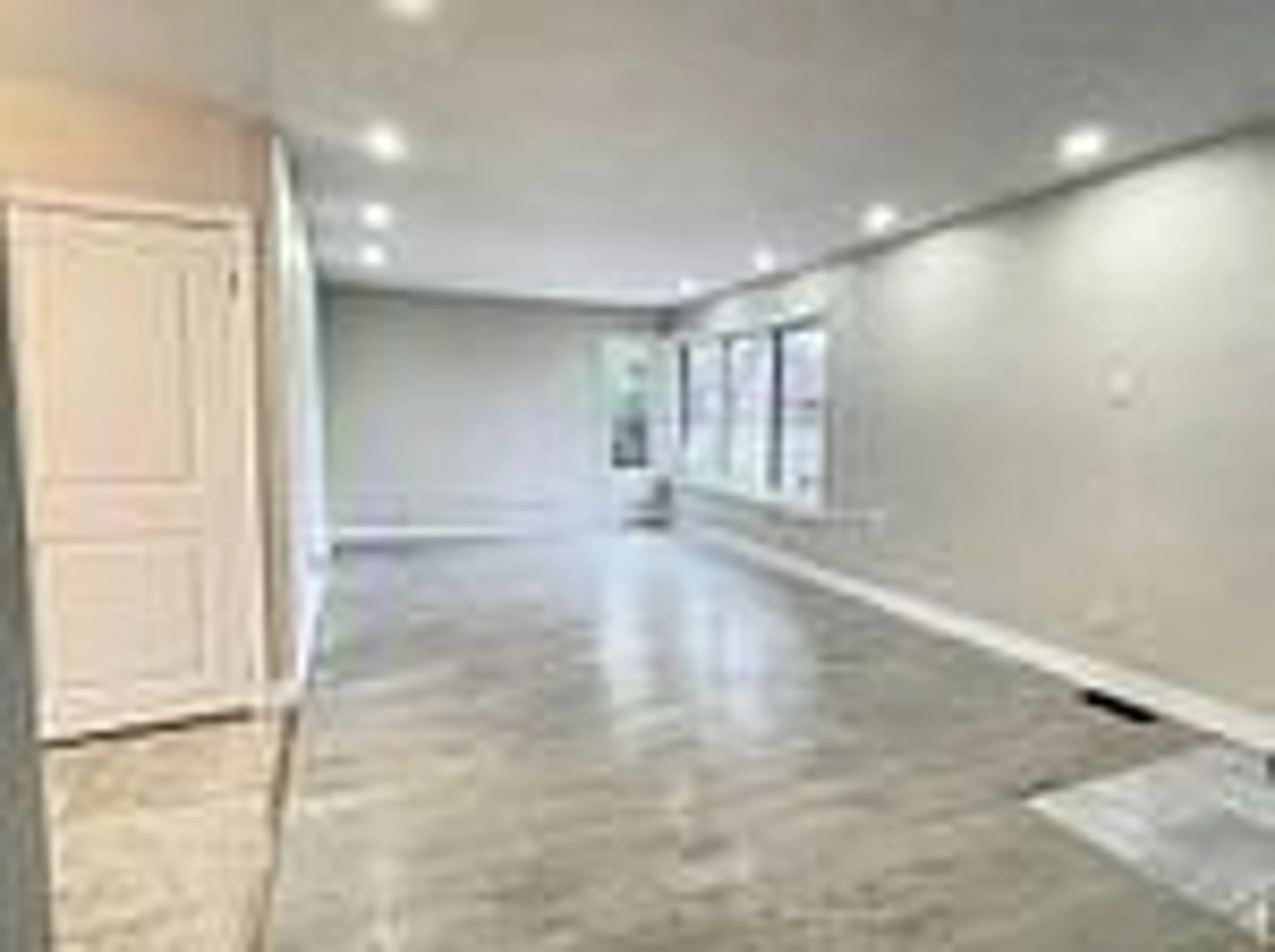 A pic of a room for 5866 Valley Way, Niagara Falls Ontario L2E 1Y1