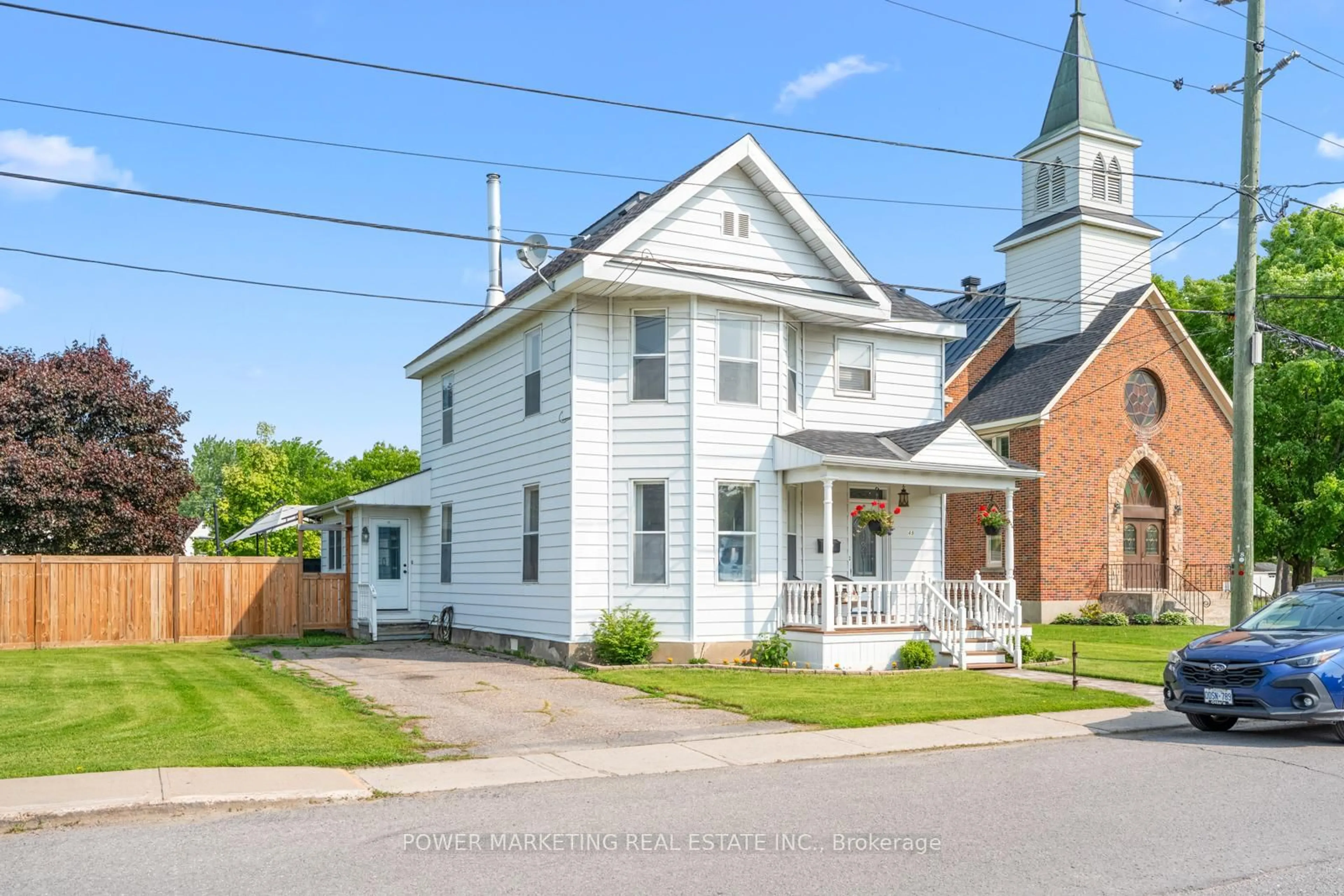 A pic from outside/outdoor area/front of a property/back of a property/a pic from drone, street for 49 McLachlin St, Arnprior Ontario K7S 2Z1