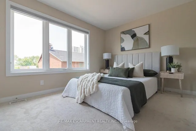 Additional property image - 270 Melvin Ave Unit 13