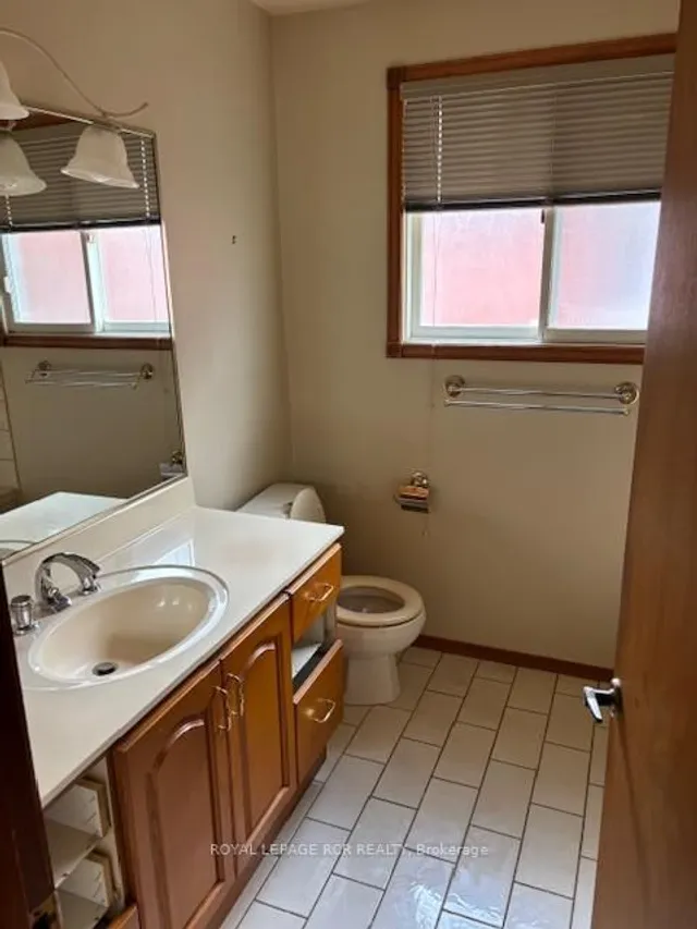 Additional property image - 48 Seaton Place Dr