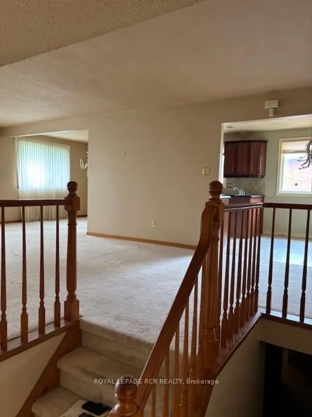 Additional property image - 48 Seaton Place Dr