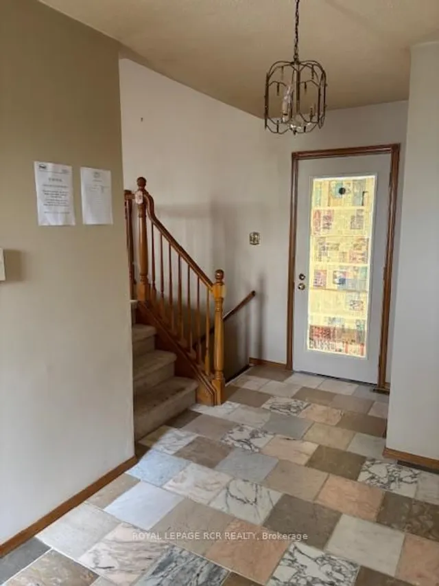 Additional property image - 48 Seaton Place Dr