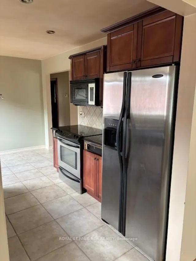 Additional property image - 48 Seaton Place Dr
