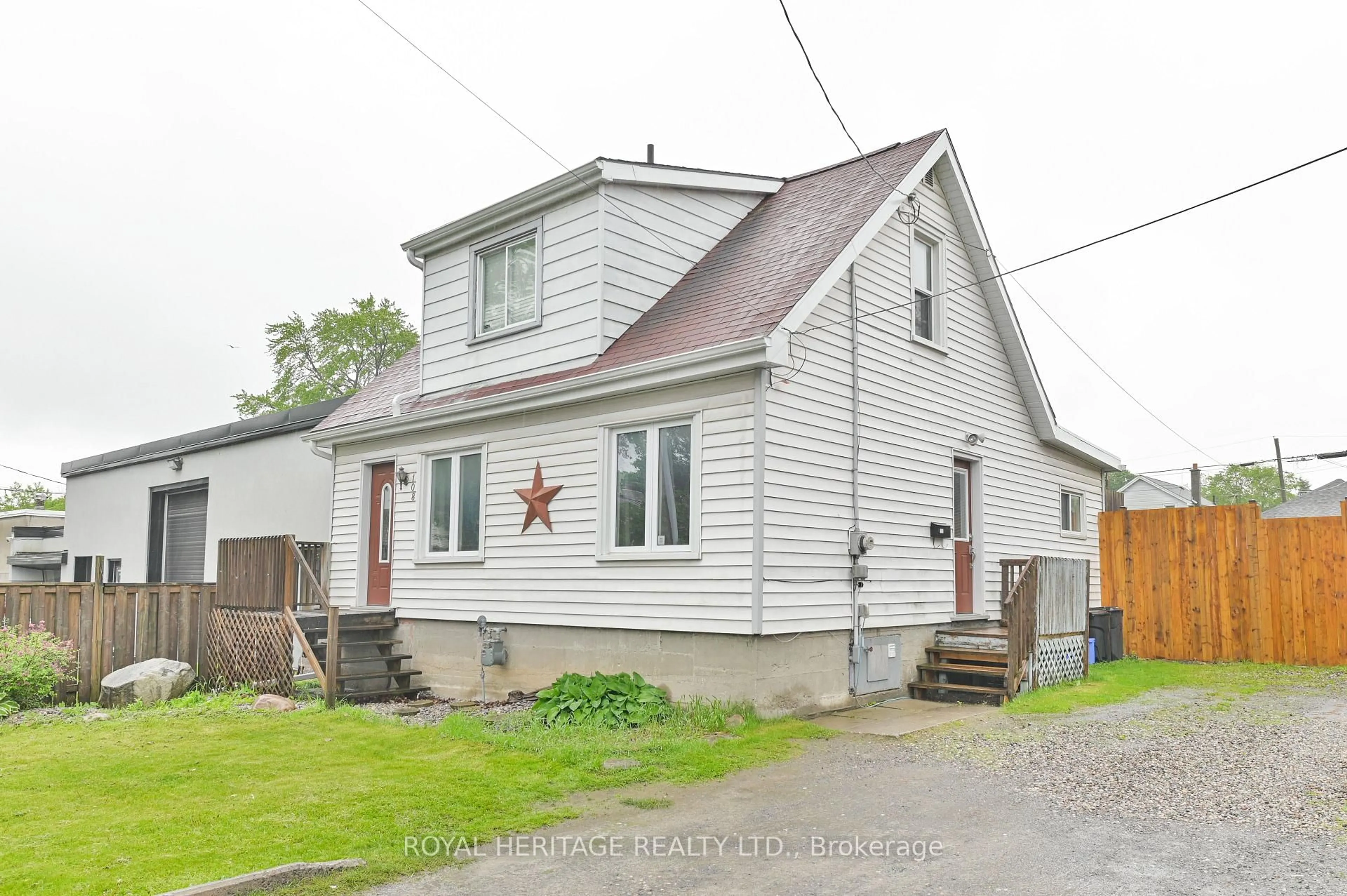 Unknown for 108 Everett St, Belleville Ontario K8P 3K6