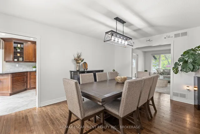 Additional property image - 61 Seaton Place Dr