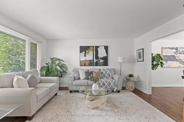 Additional property image - 61 Seaton Place Dr