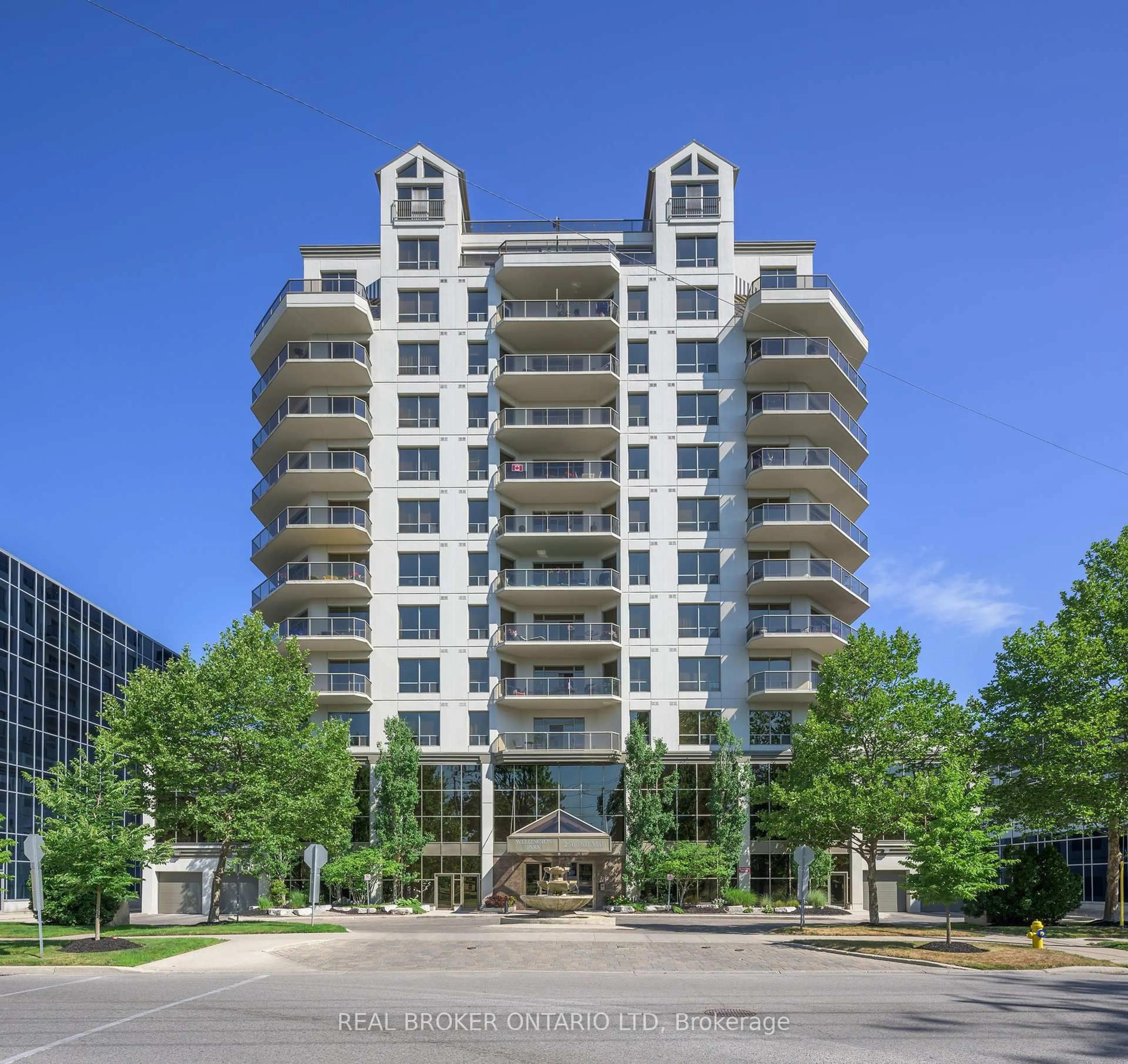 A pic from outside/outdoor area/front of a property/back of a property/a pic from drone, unknown for 250 Pall Mall St #601, London East Ontario N6A 6K3