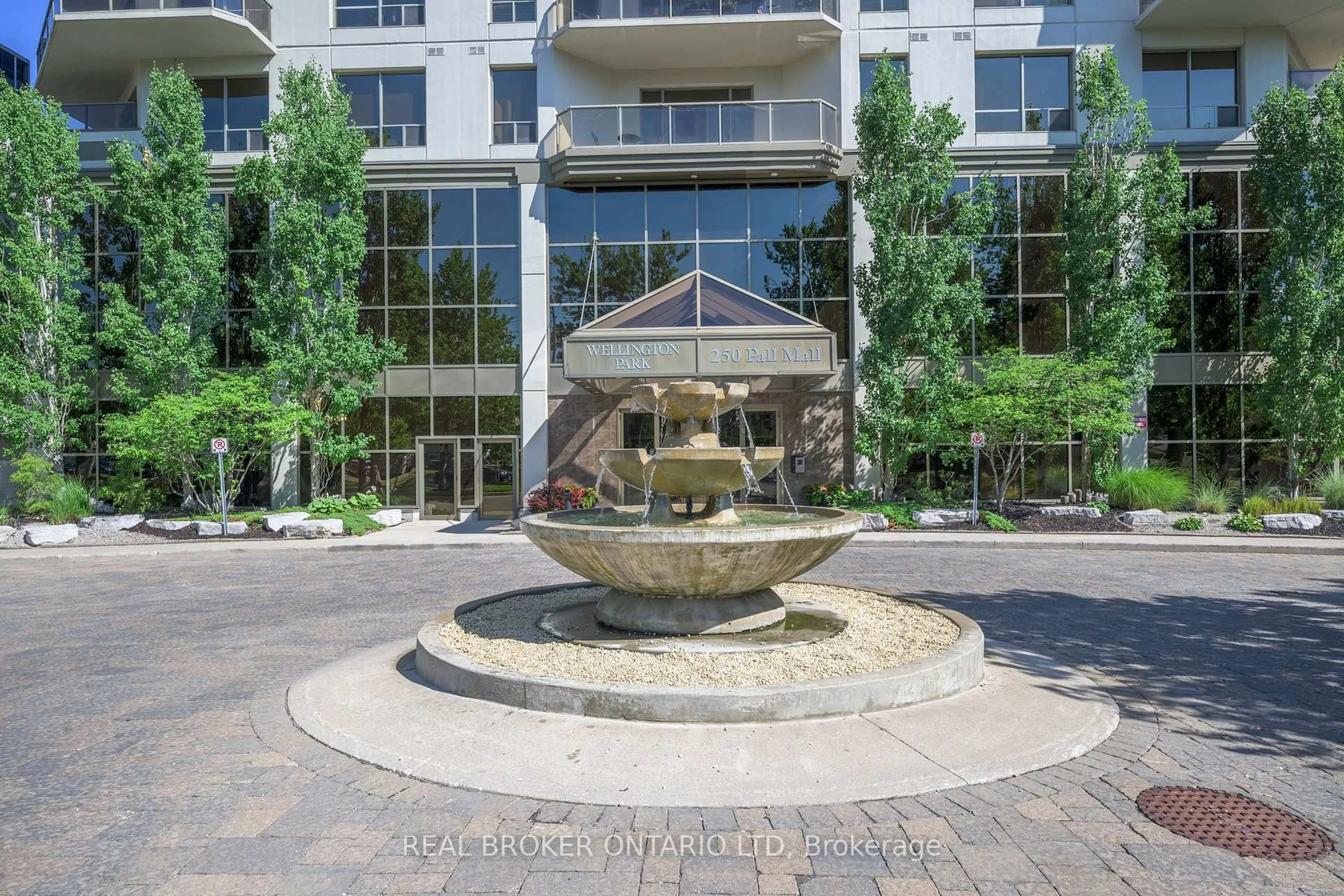 Unknown for 250 Pall Mall St #601, London East Ontario N6A 6K3