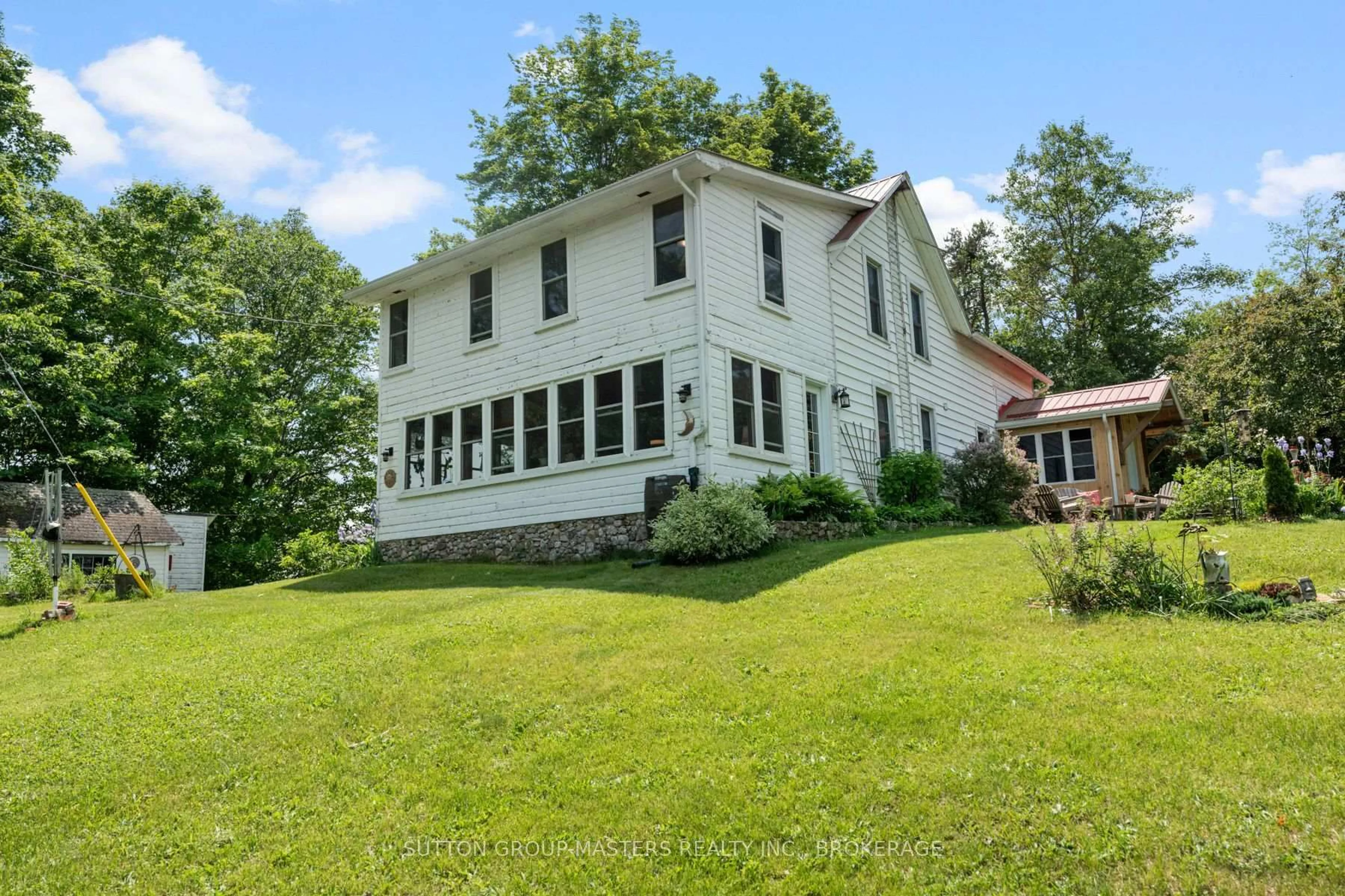 A pic from outside/outdoor area/front of a property/back of a property/a pic from drone, unknown for 21 Stone Arch Dam Lane, Rideau Lakes Ontario N7A 3X8