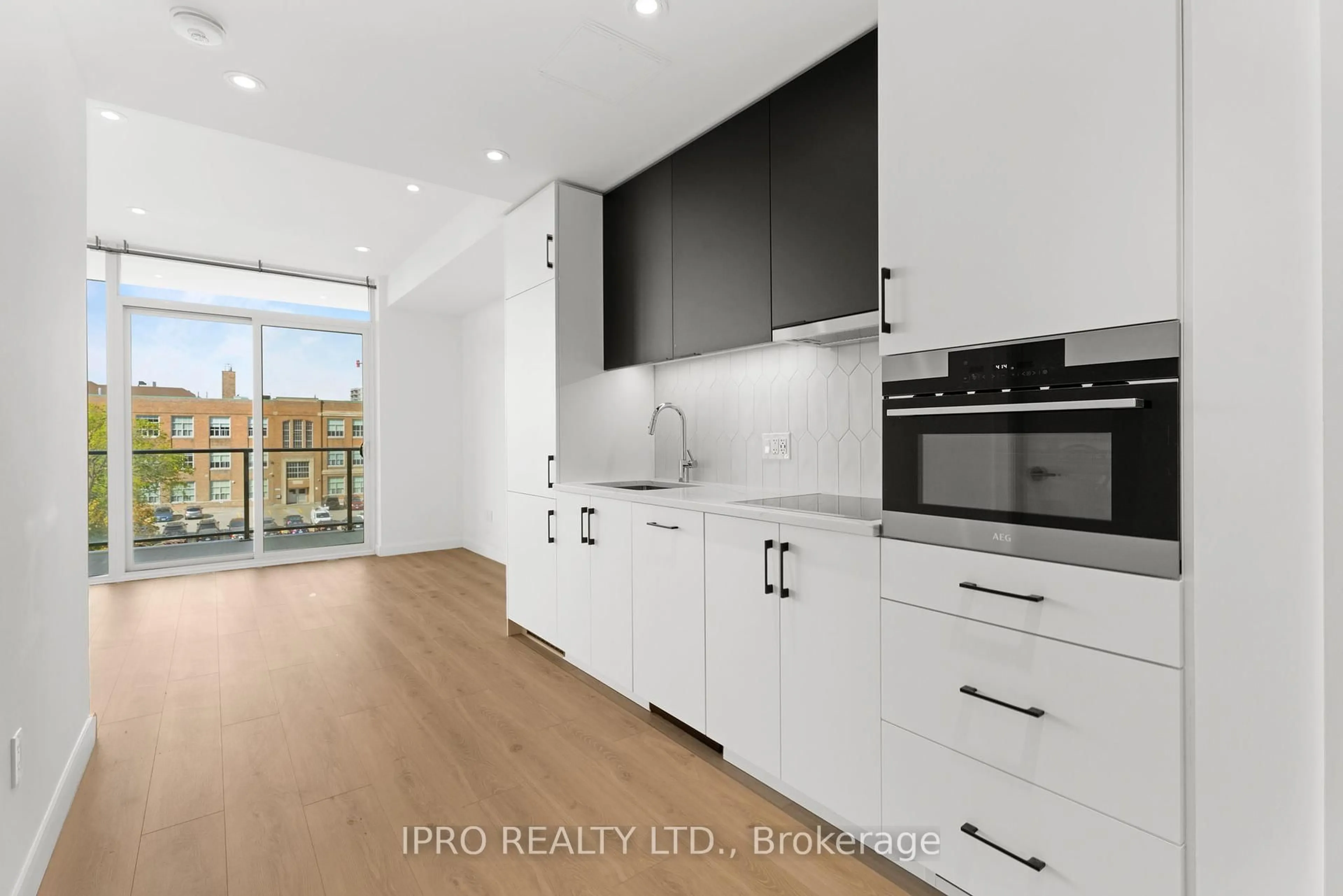 Open concept kitchen, unknown for 741 King St #509, Kitchener Ontario N2G 0E9