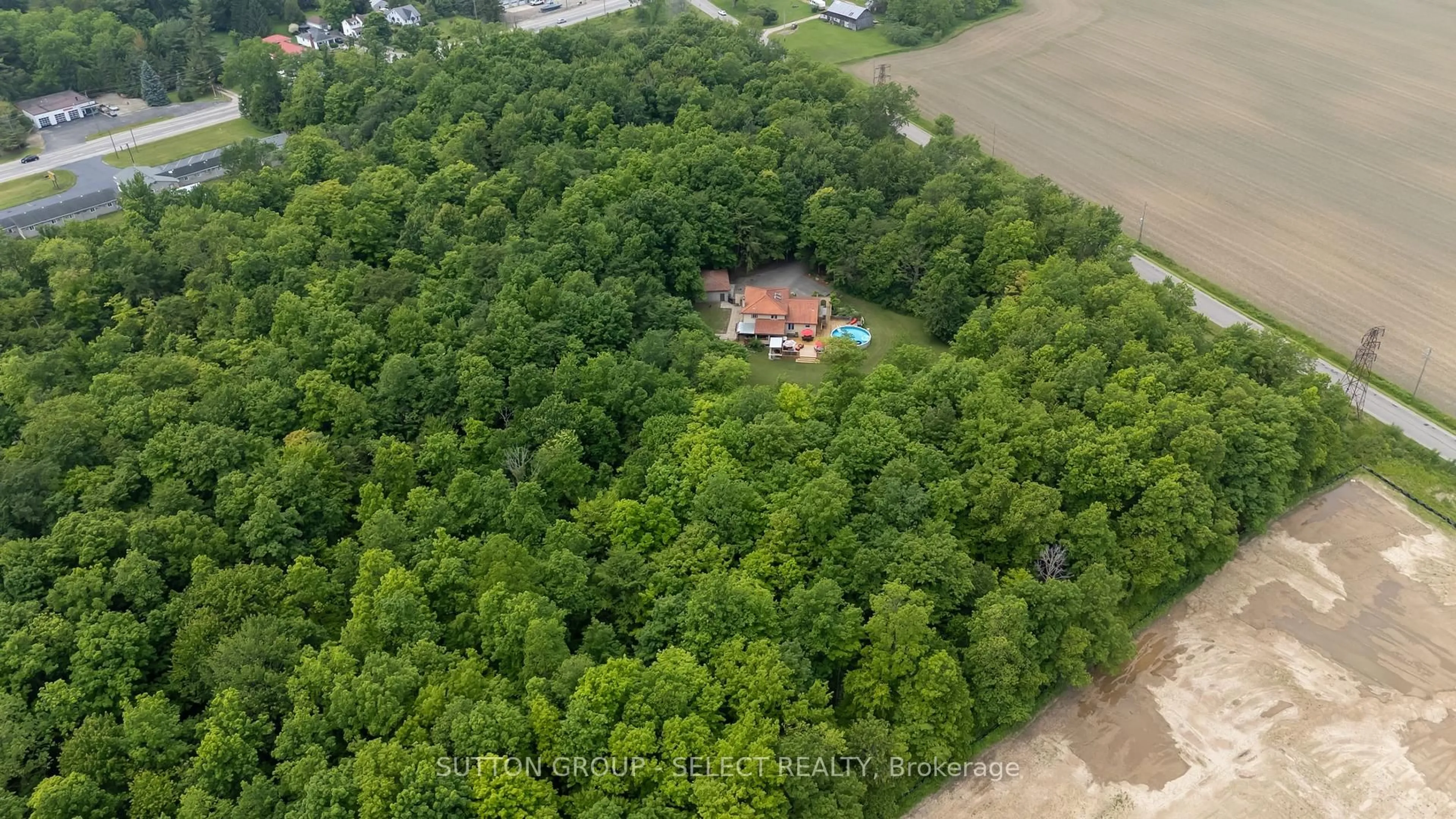 A pic from outside/outdoor area/front of a property/back of a property/a pic from drone, forest/trees view for 40979 Major Line, St. Thomas Ontario N5P 3T2