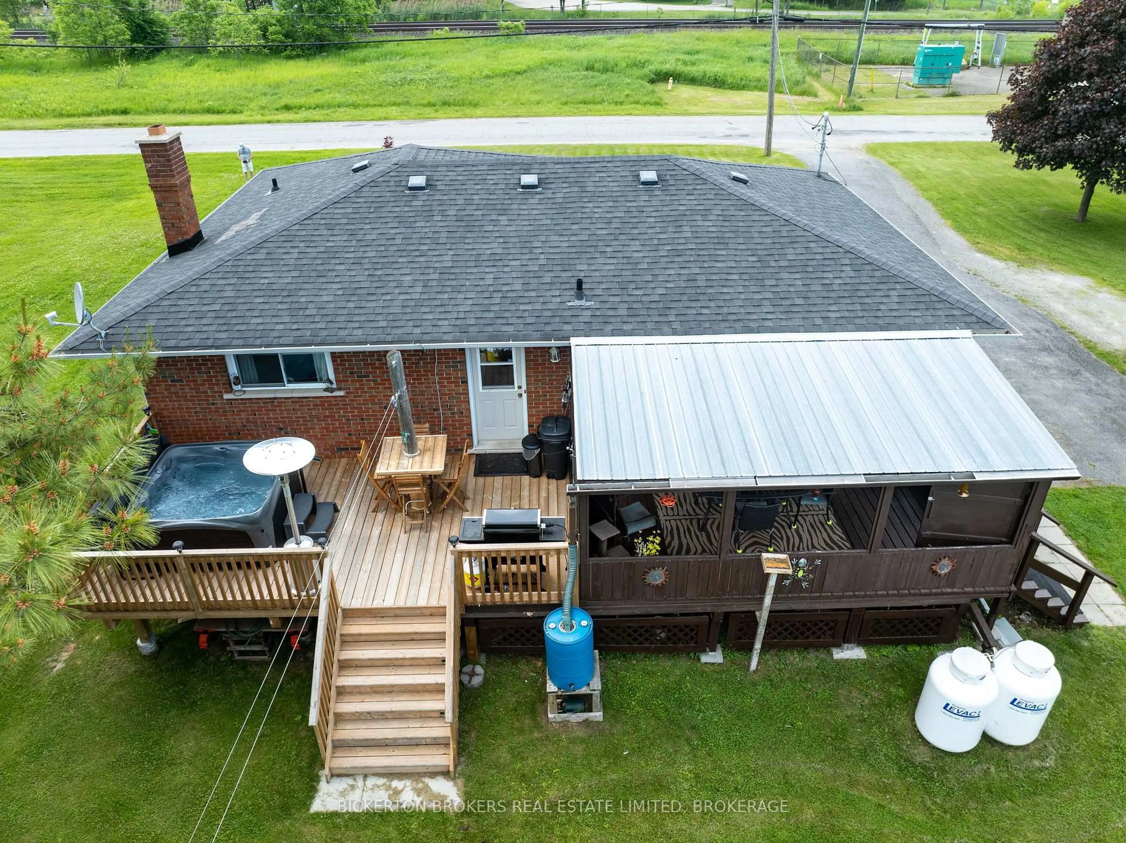 A pic from outside/outdoor area/front of a property/back of a property/a pic from drone, water/lake/river/ocean view for 95 Railway St, Lansdowne Village Ontario K0E 1L0